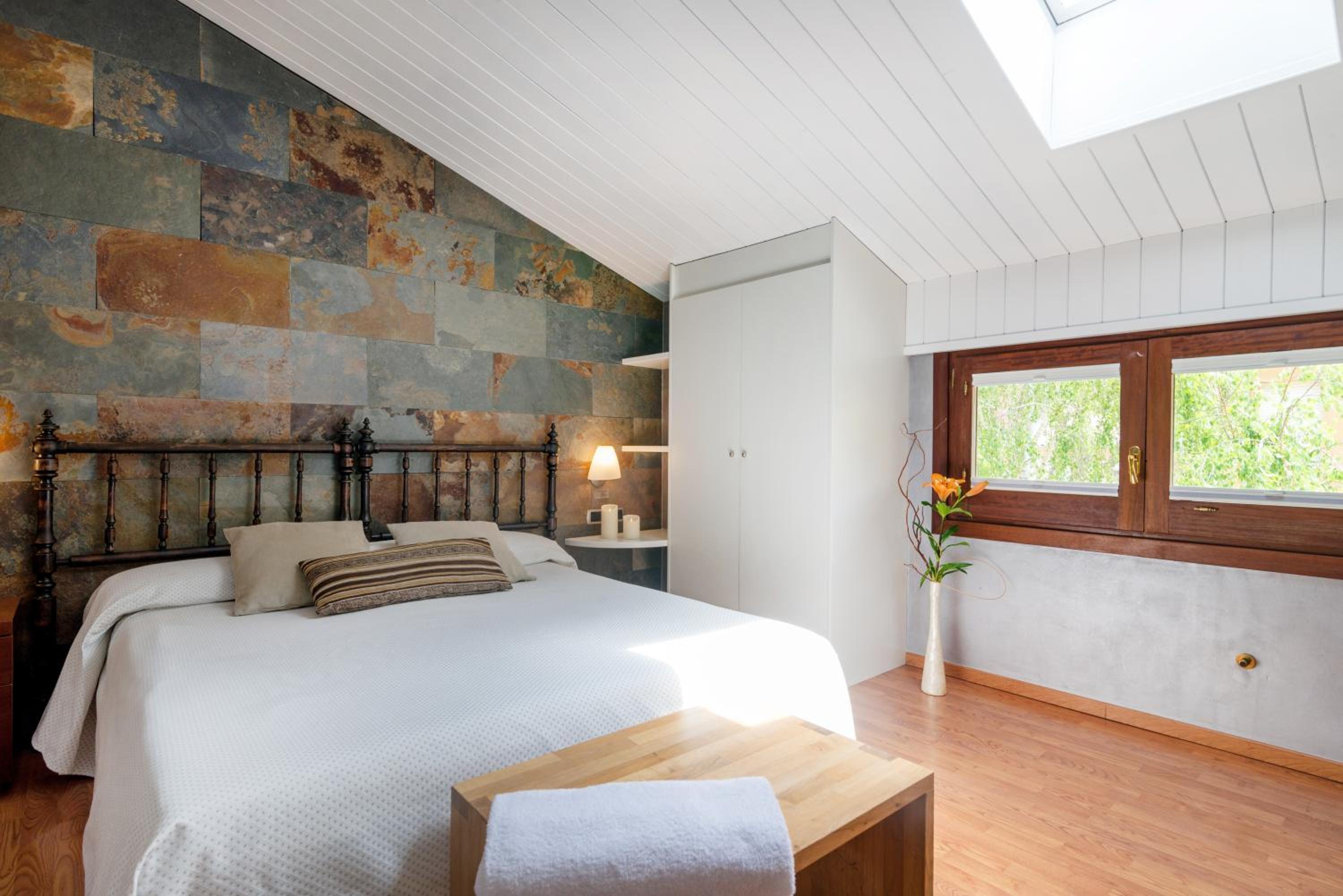 Superior Double Room - No Pet Friendly - Annex