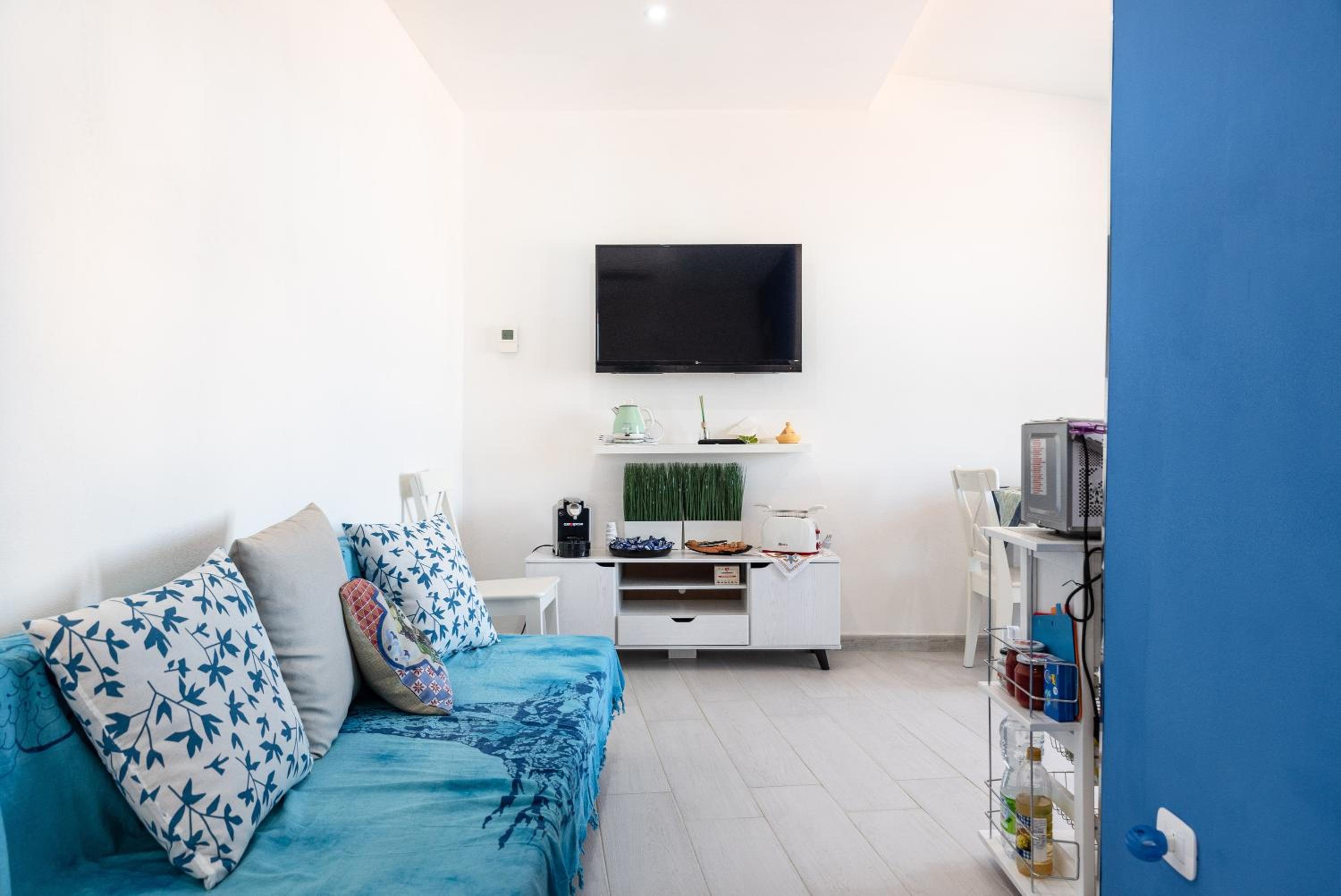 One-Bedroom House