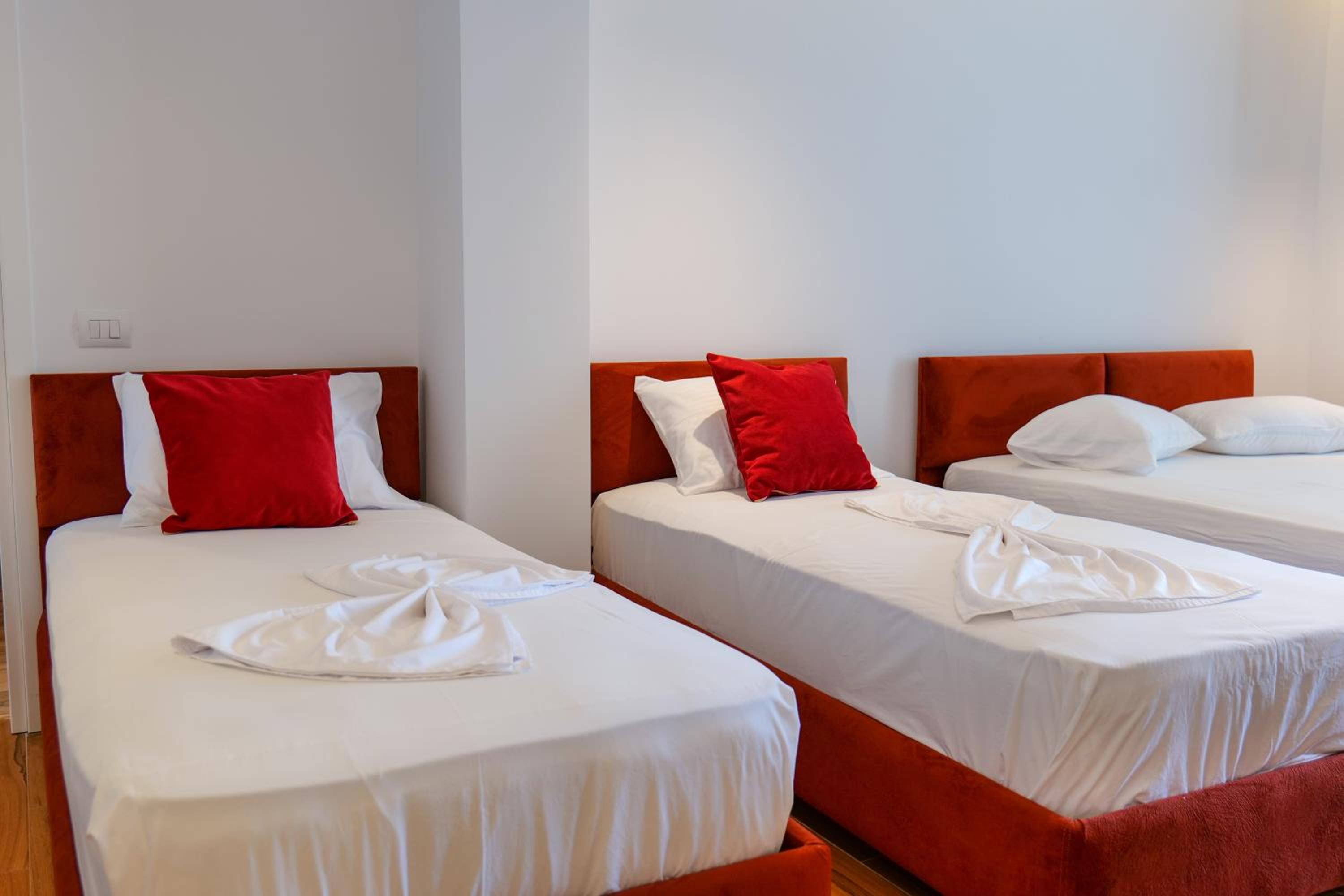 Quadruple Room with Balcony photo 1