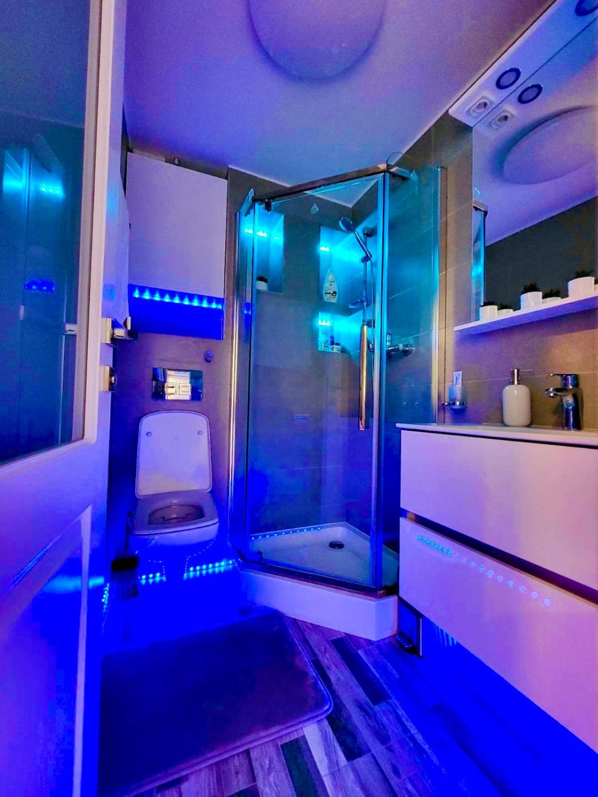 One-Bedroom Apartment - Photo 42