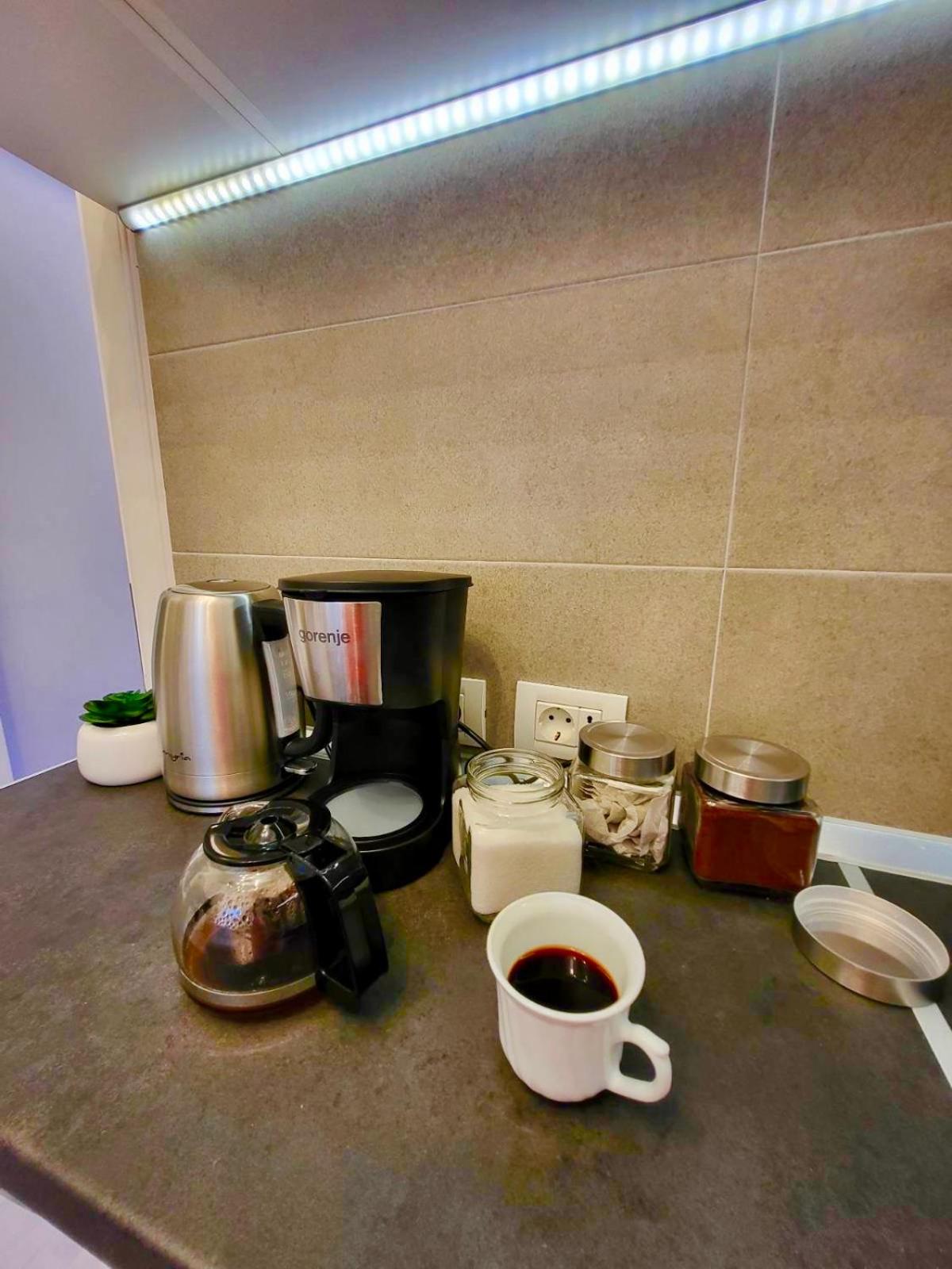 One-Bedroom Apartment - Photo 14