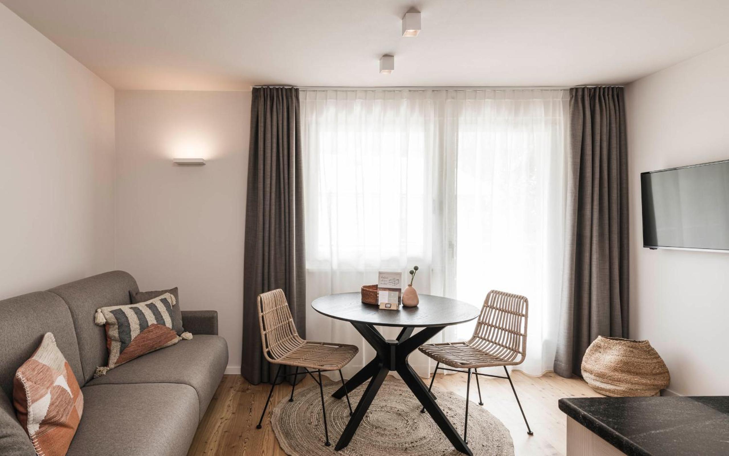 One-Bedroom Apartment with Balcony