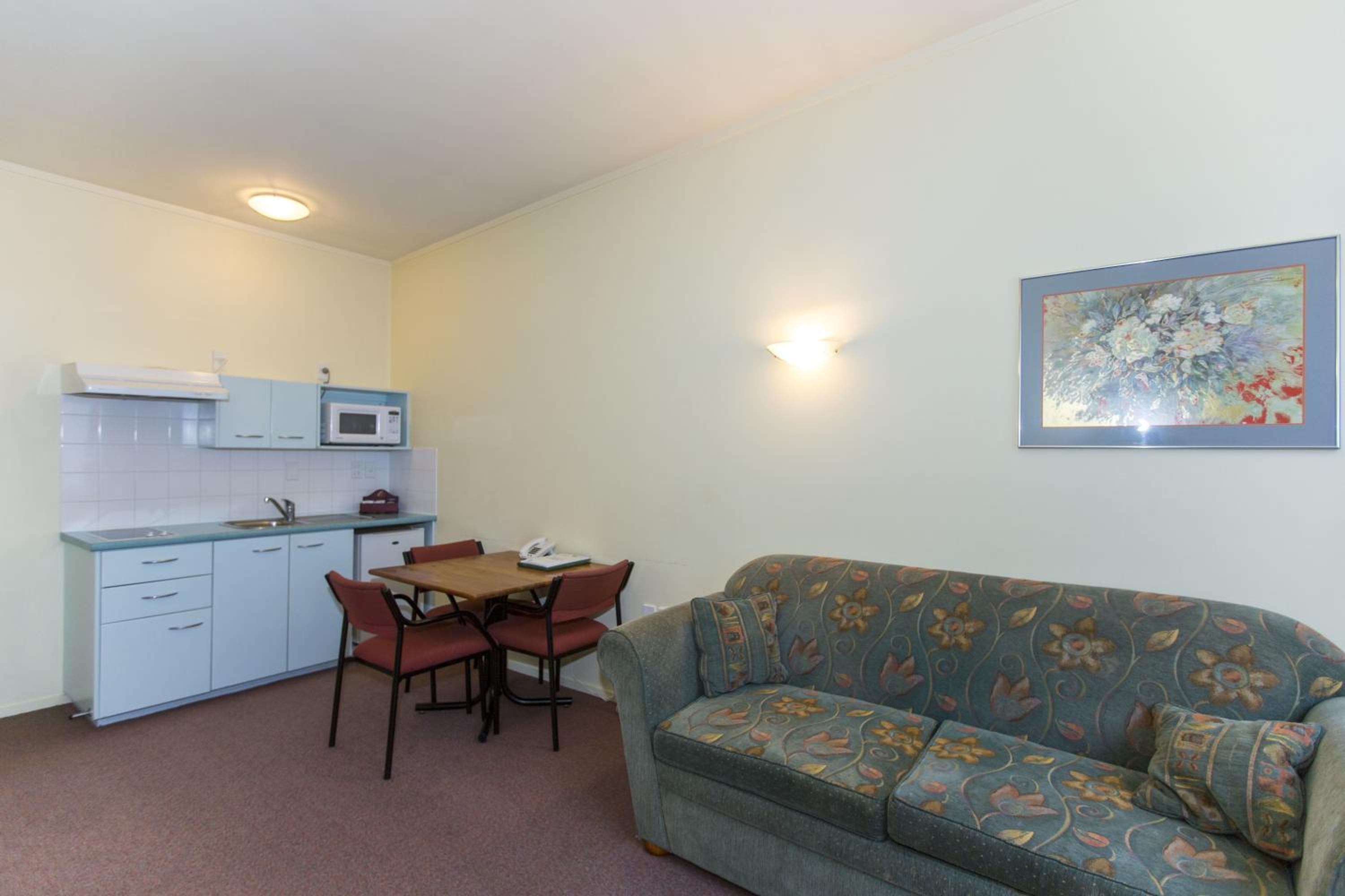 One-Bedroom Apartment with Spa Bath photo 3