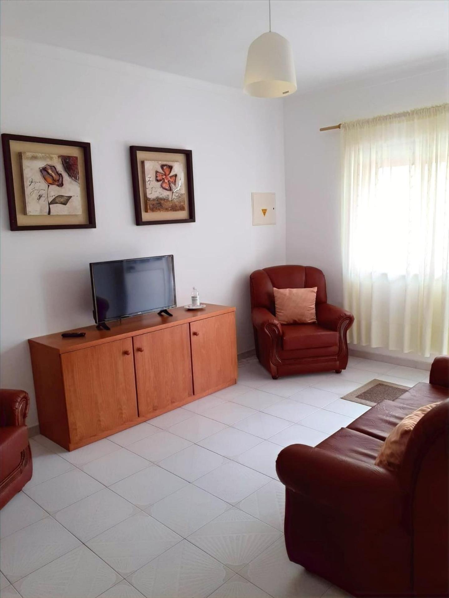 Two-Bedroom House photo 3