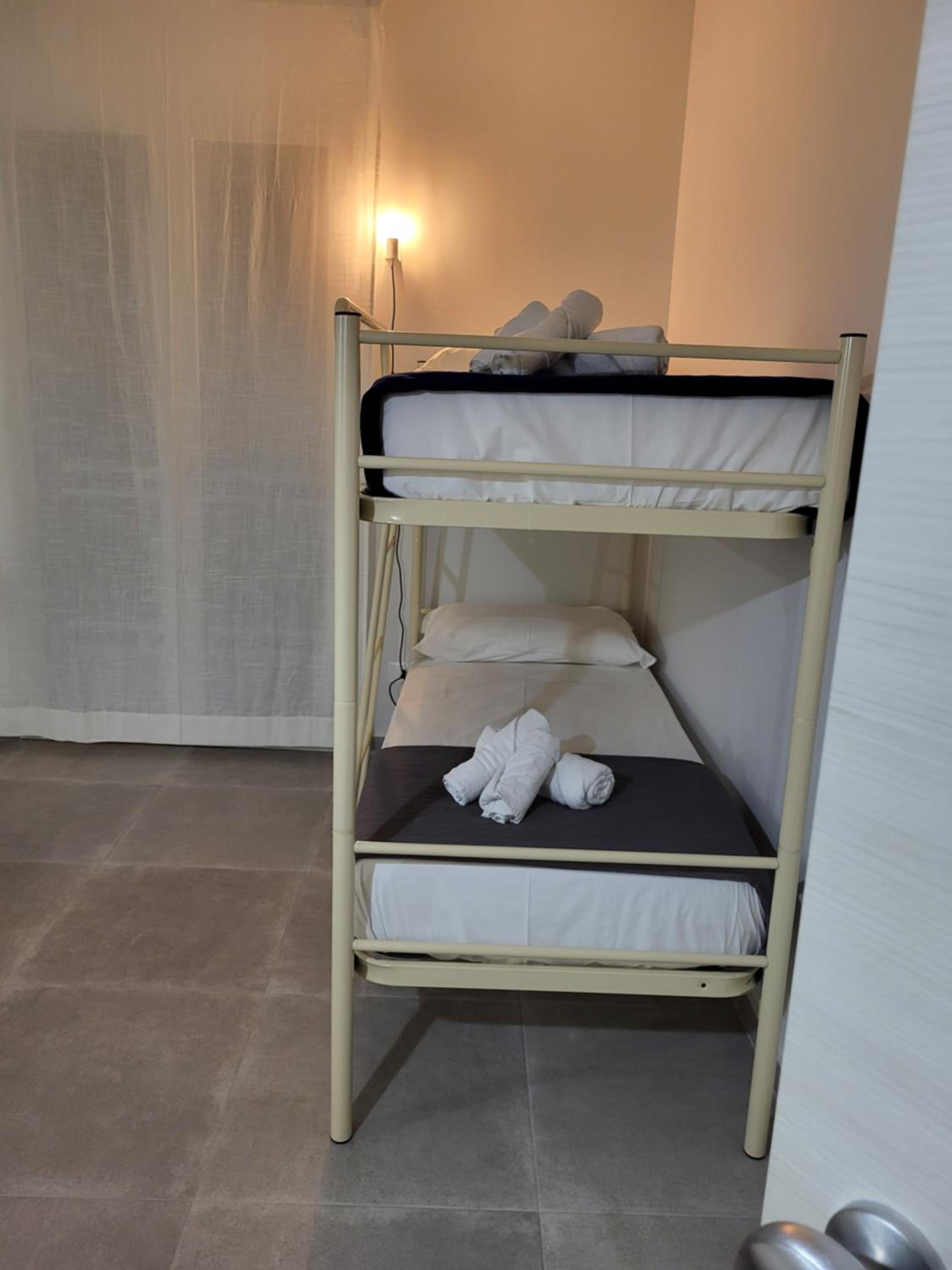 Comfort Quadruple Room - Photo 14
