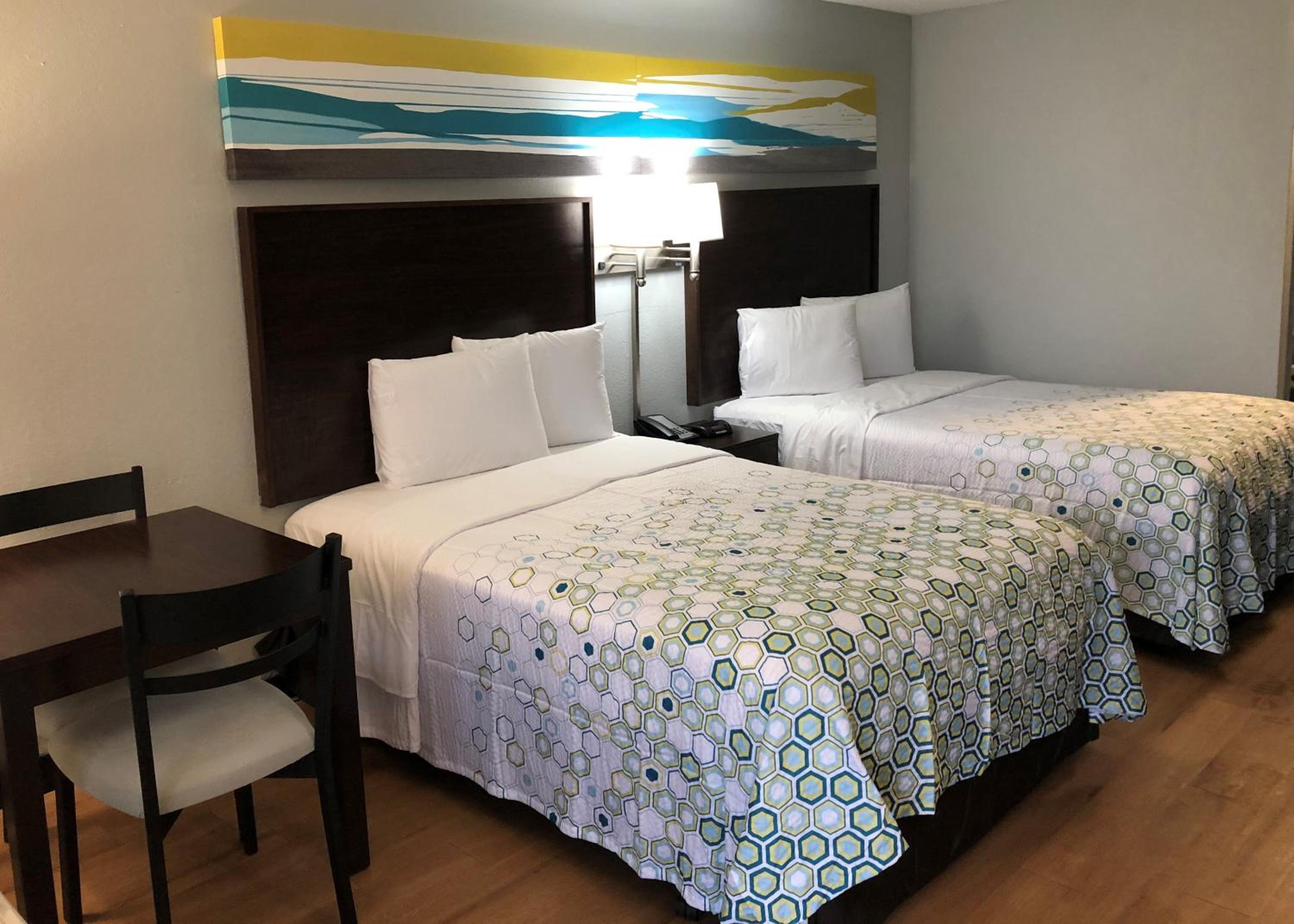 Studio Double Room with Two Double Beds Non-Smoking - Photo 1