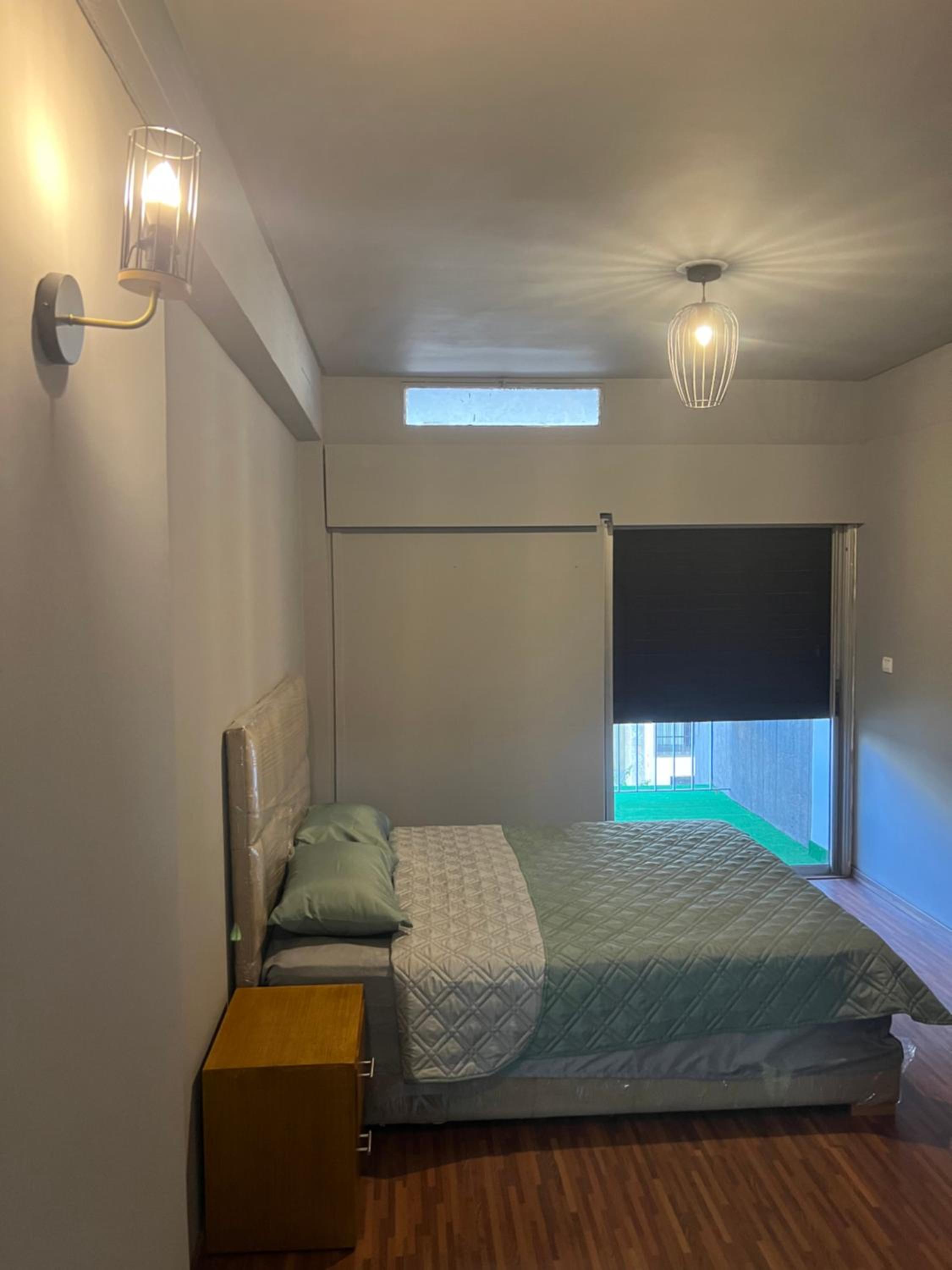 One-Bedroom Apartment - Photo 3