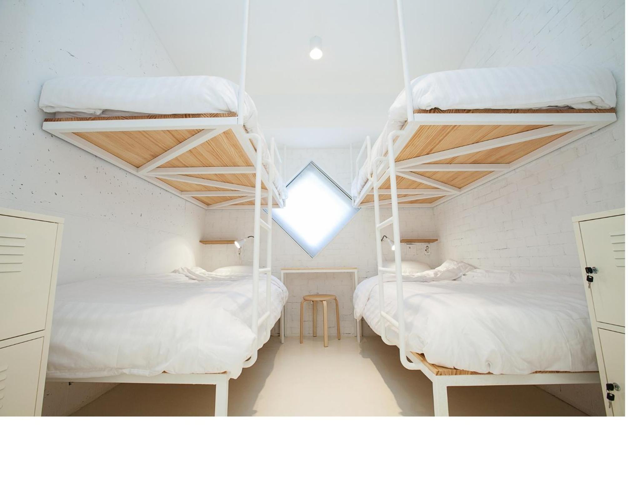 Bed in 4-Bed Female Dormitory Room photo 1