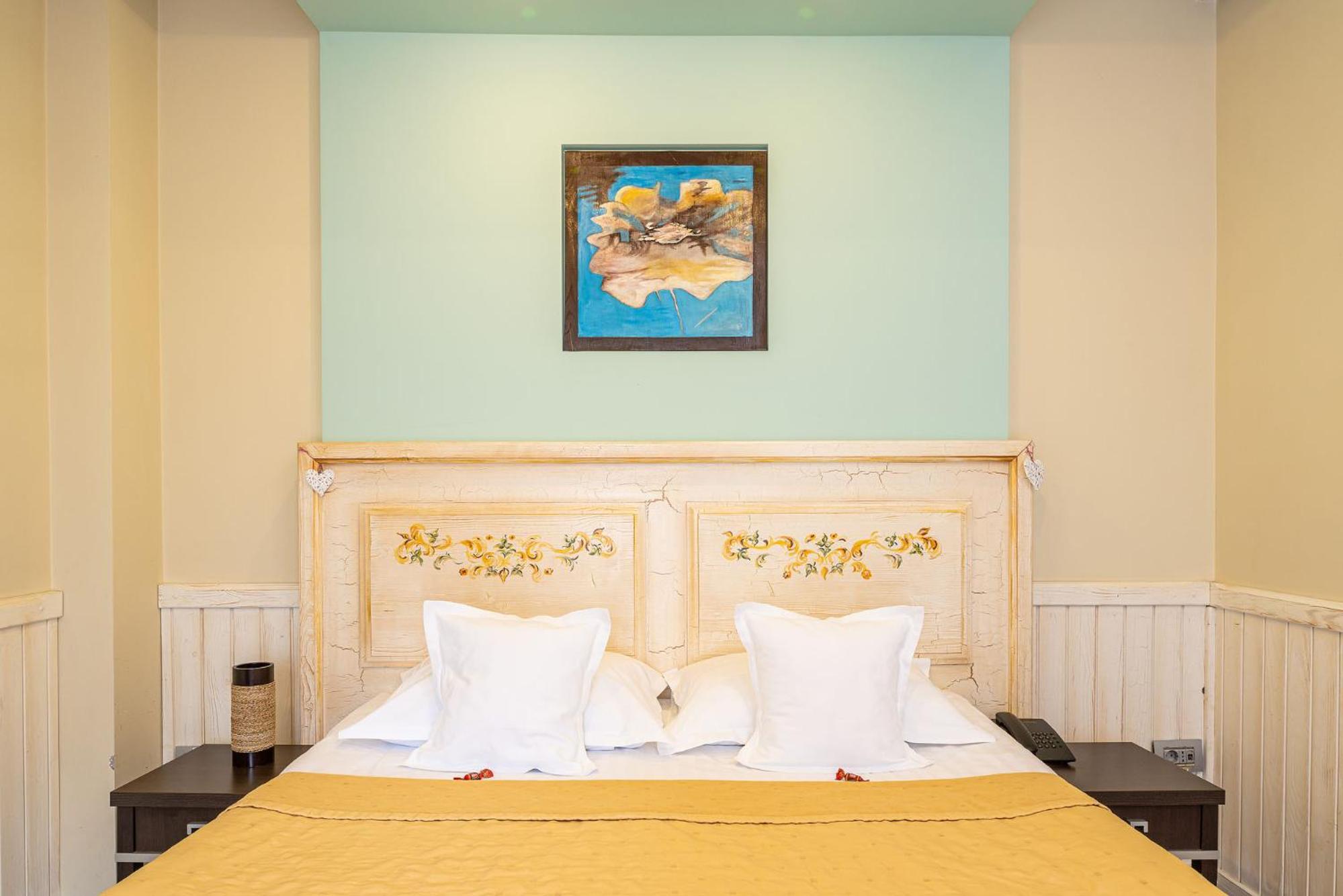 Double Room with Mountain View - Photo 14