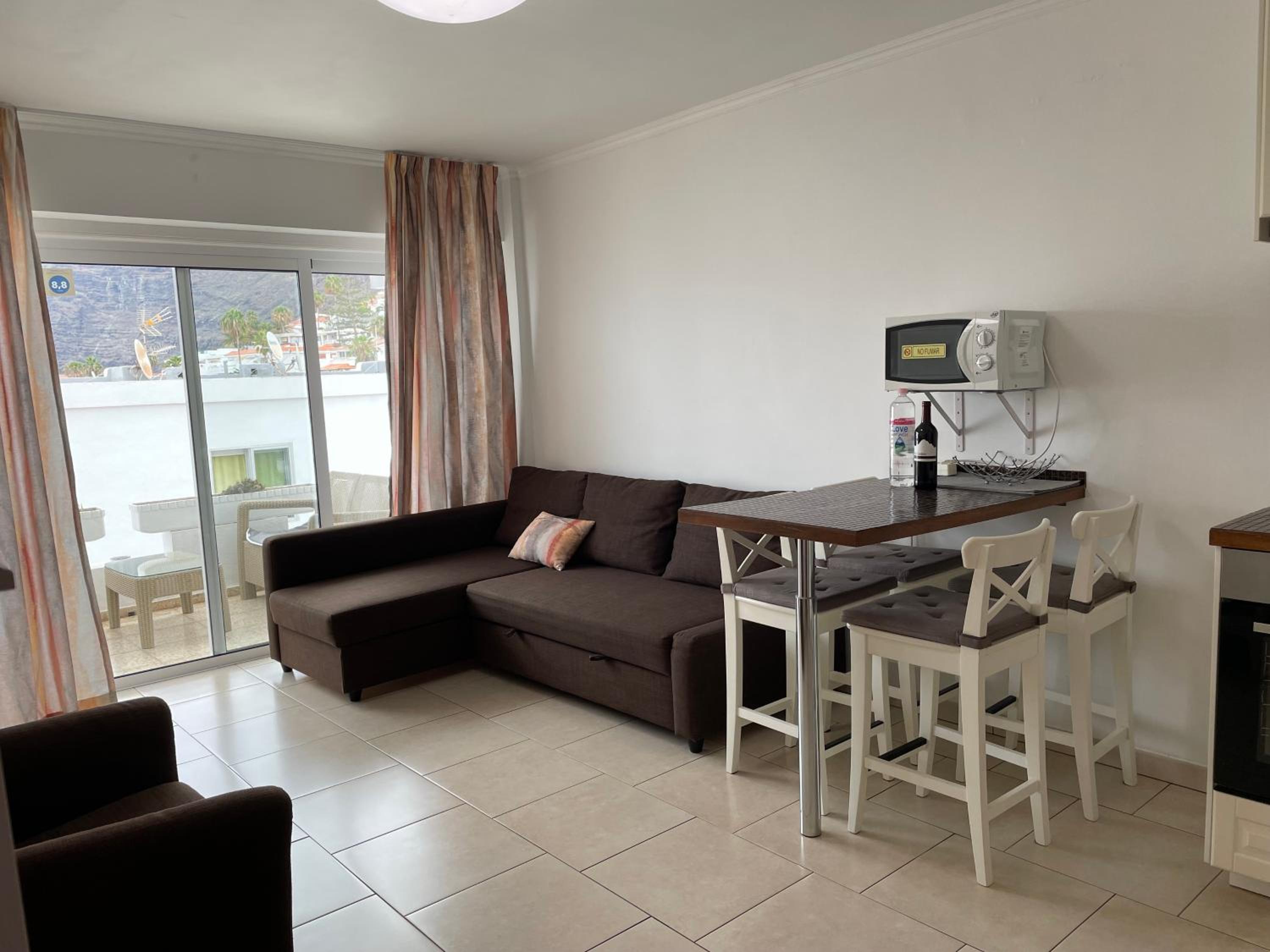 Apartamento con Balcón y Vista 52