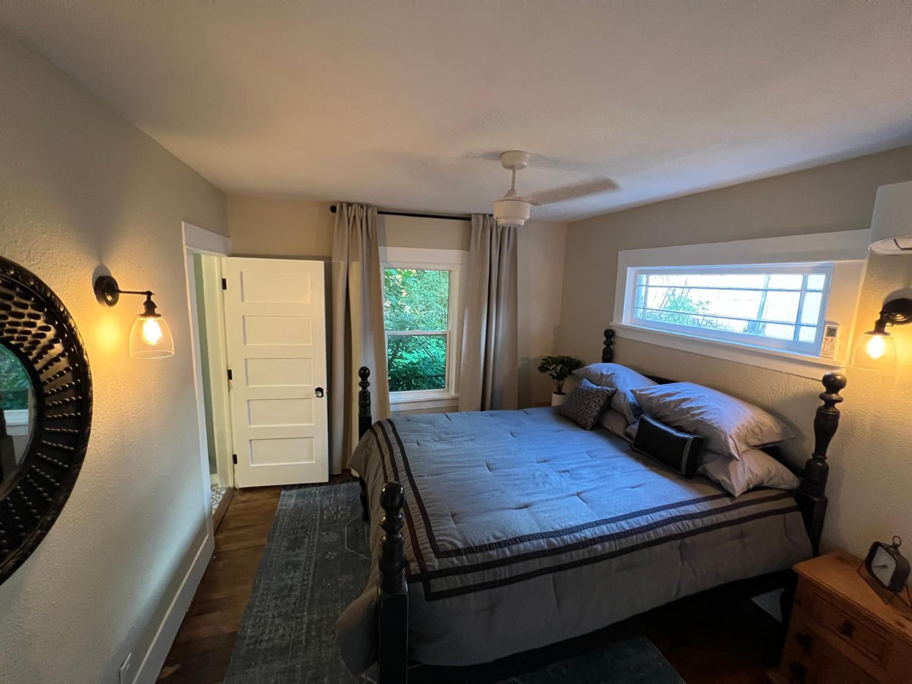 Three-Bedroom House photo 1