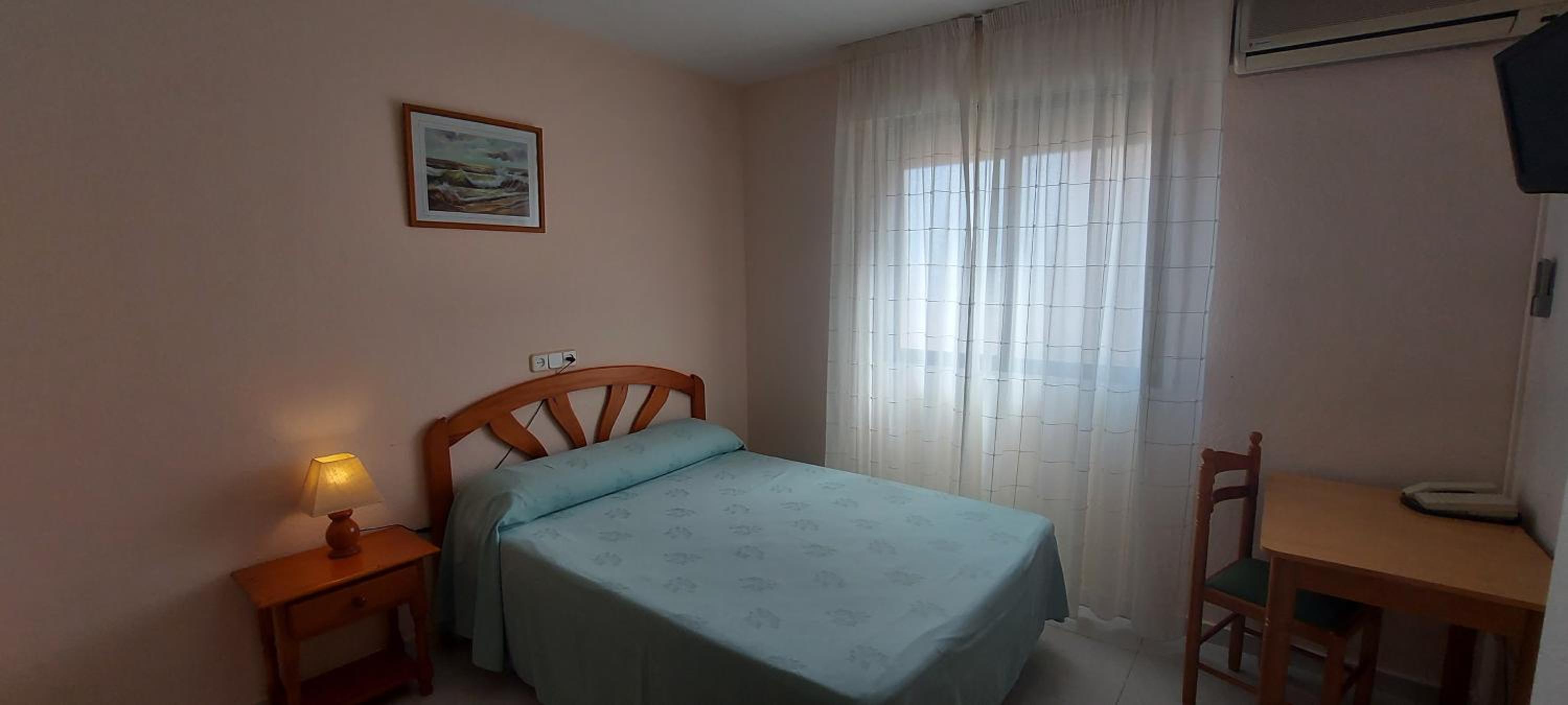 Standard Double or Twin Room - Photo 1