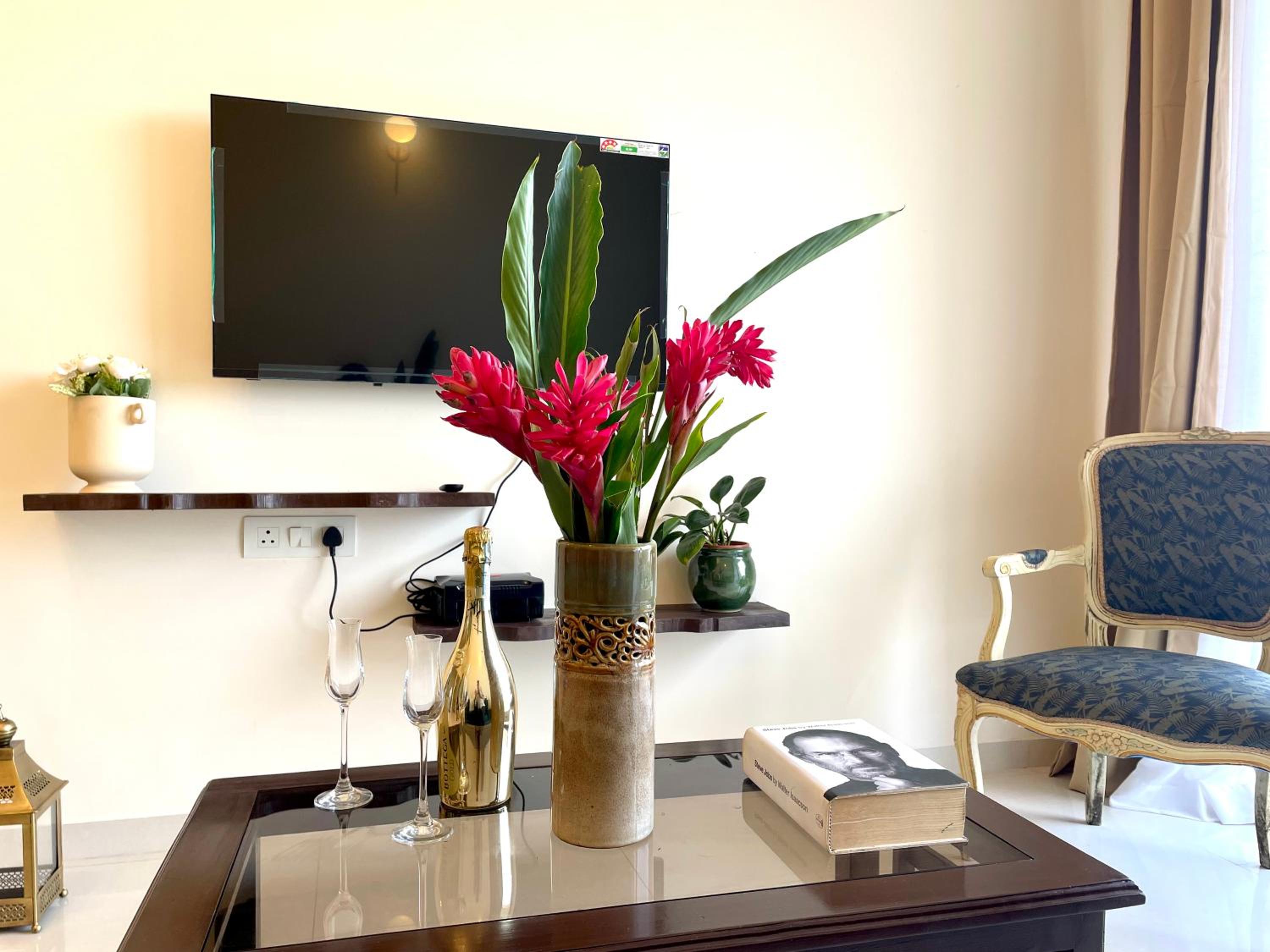 Apartment with Sea View - Photo 9