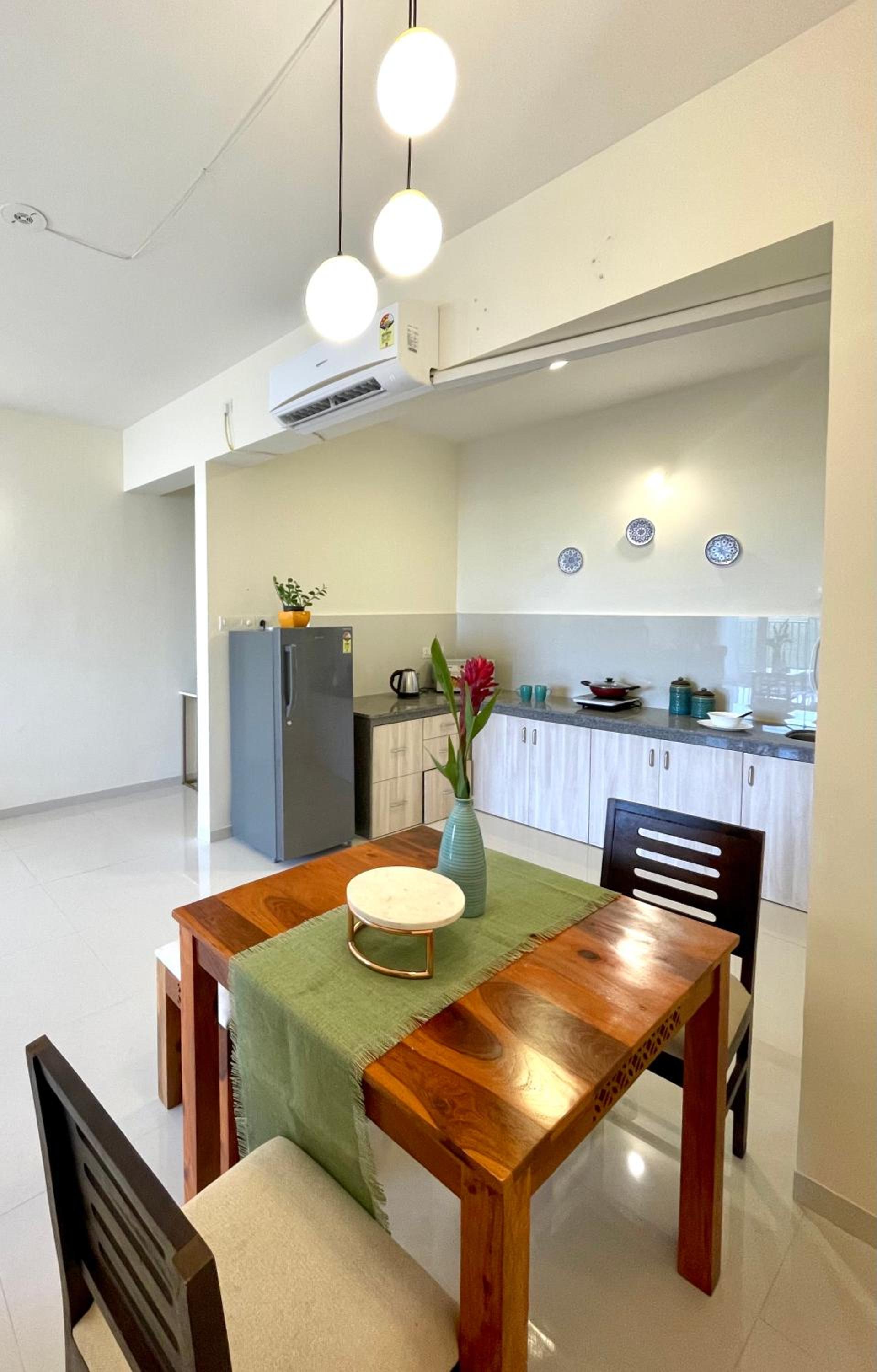 Apartment with Sea View - Photo 8