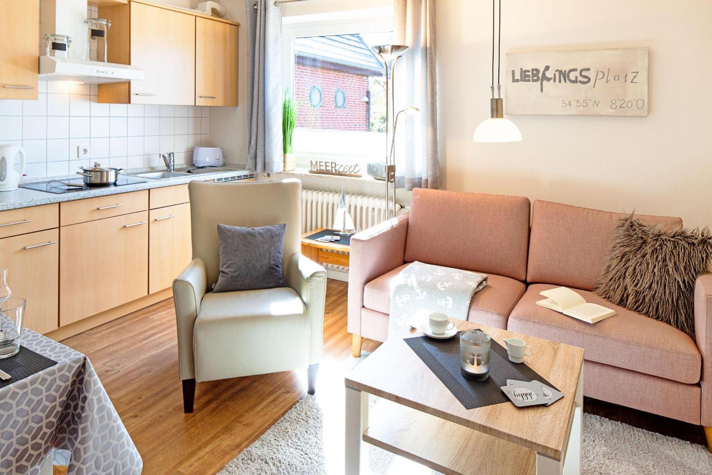 Apartment with Terrace photo 3