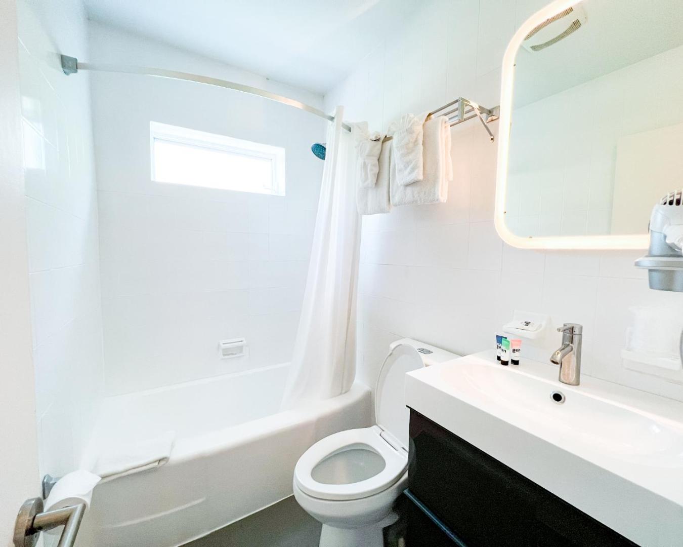 One-Bedroom Suite
