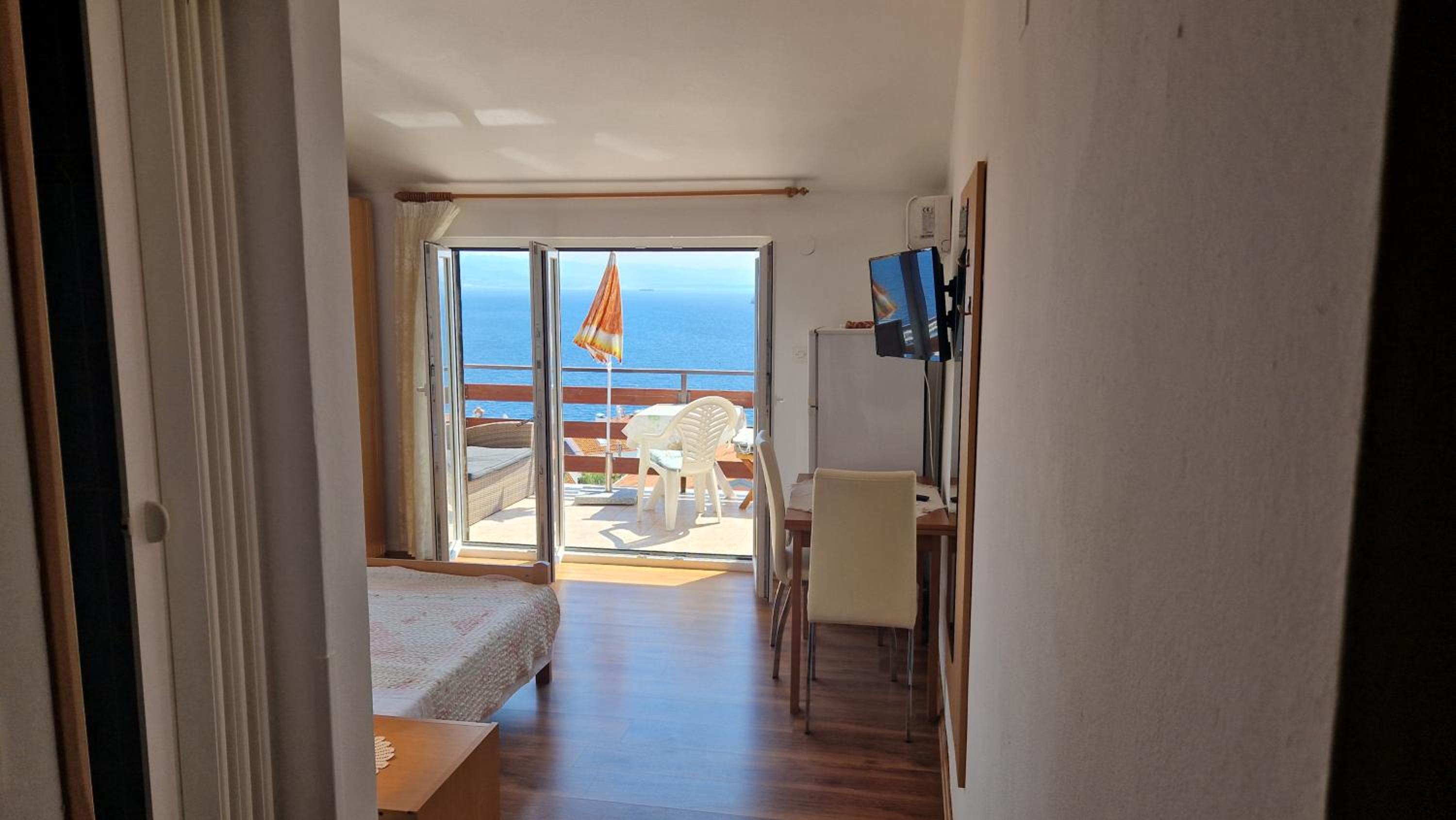 Studio with Balcony and Sea View photo 2