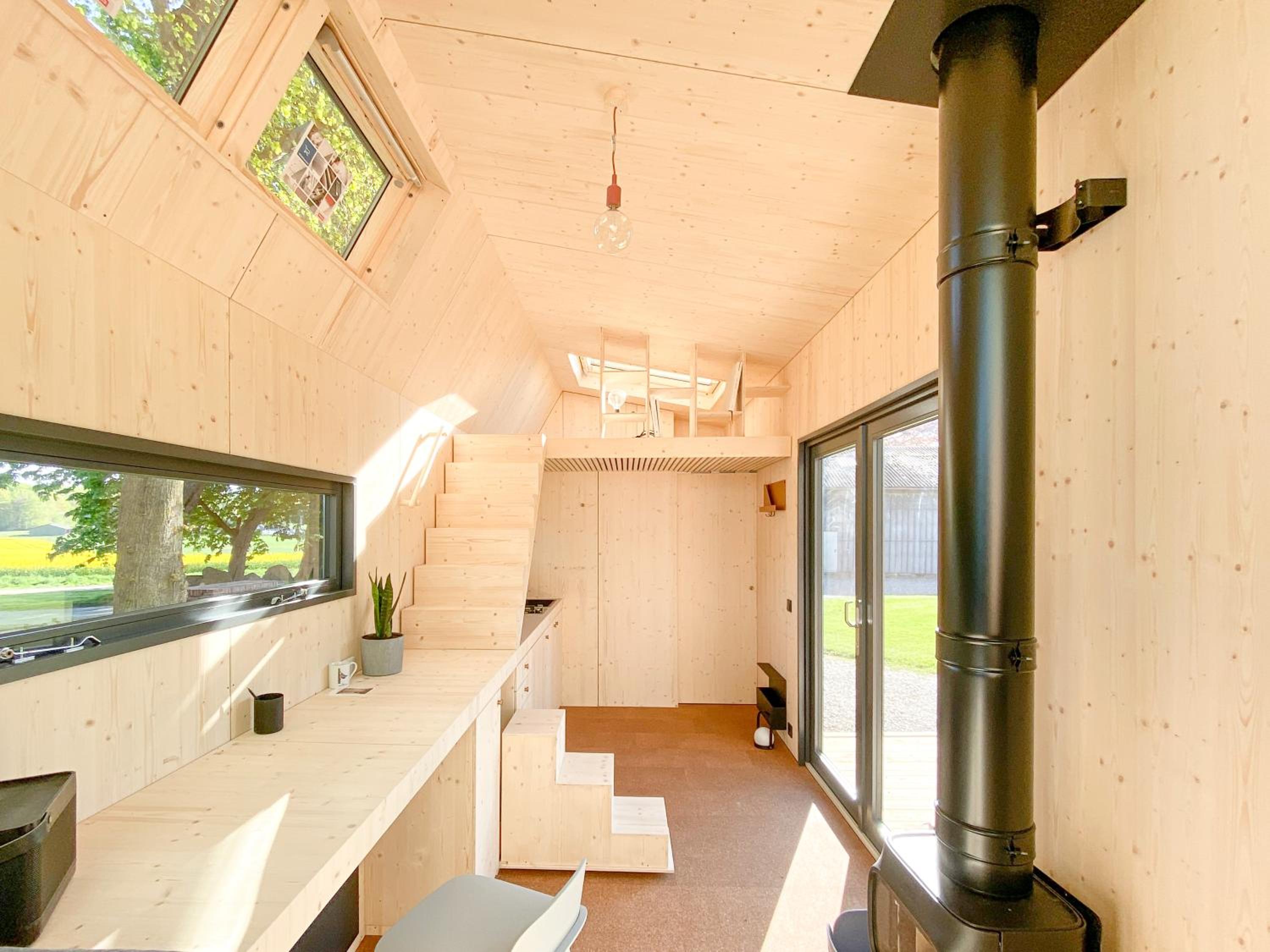 One-Bedroom House photo 1