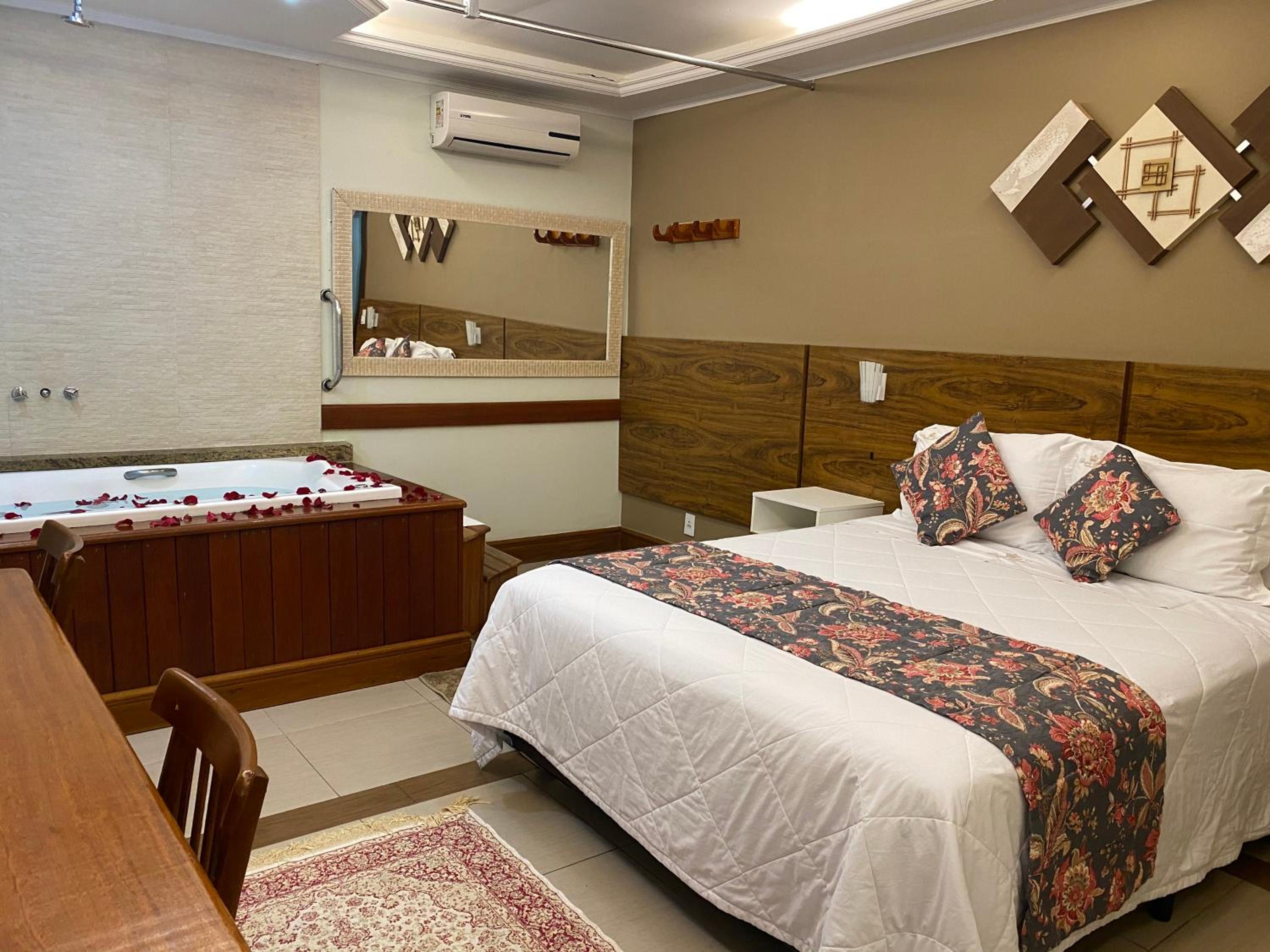 Deluxe Double Room with Bath