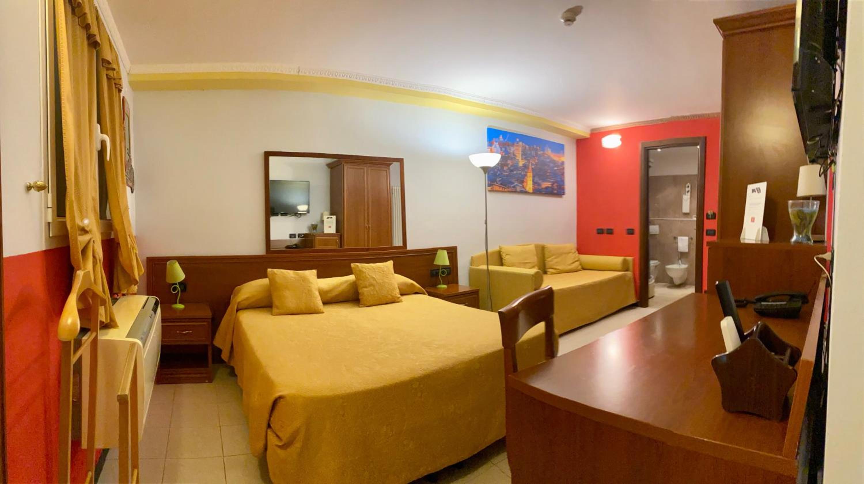 Budget Double Room photo 1