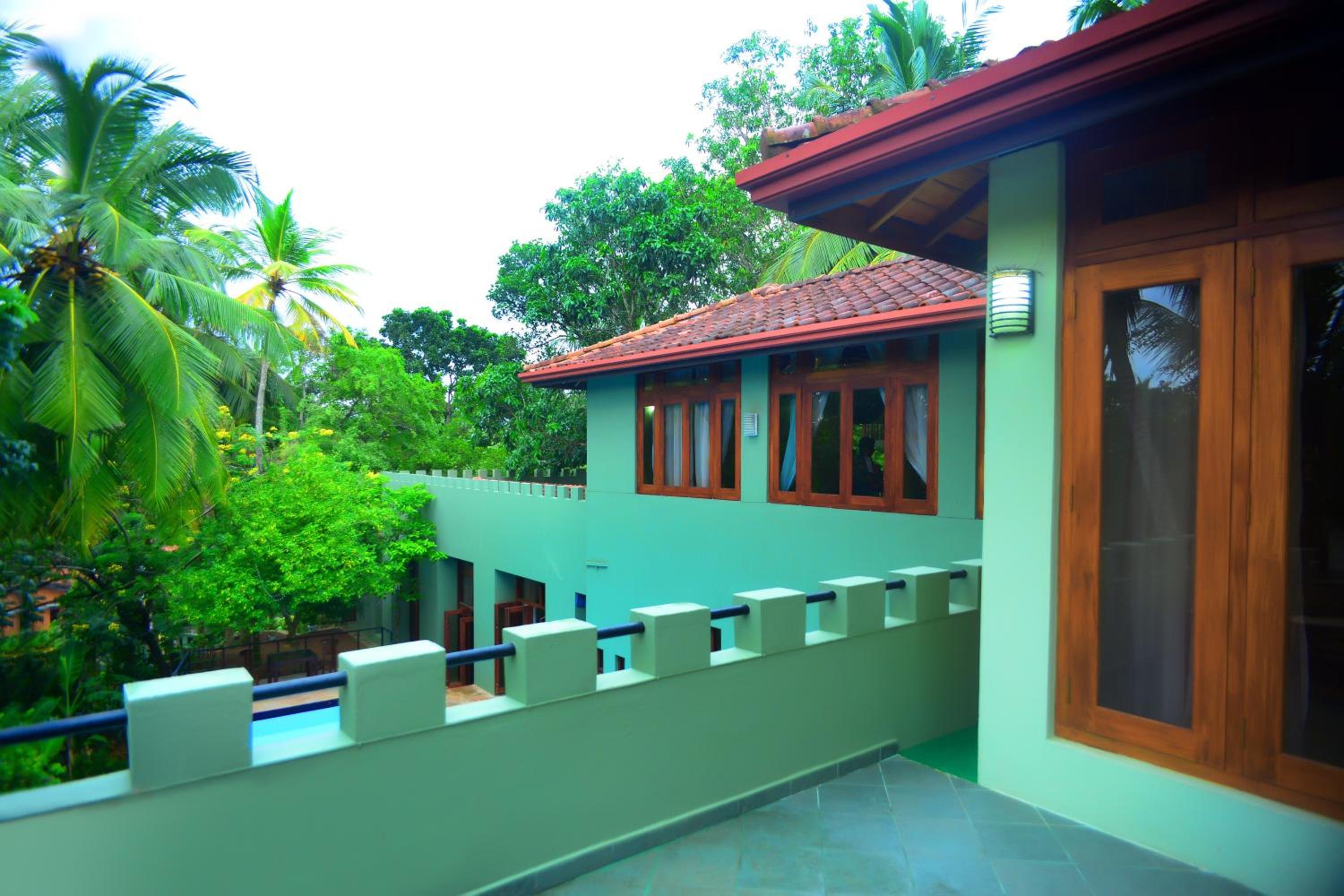 Deluxe Double Room With Balcony photo 2