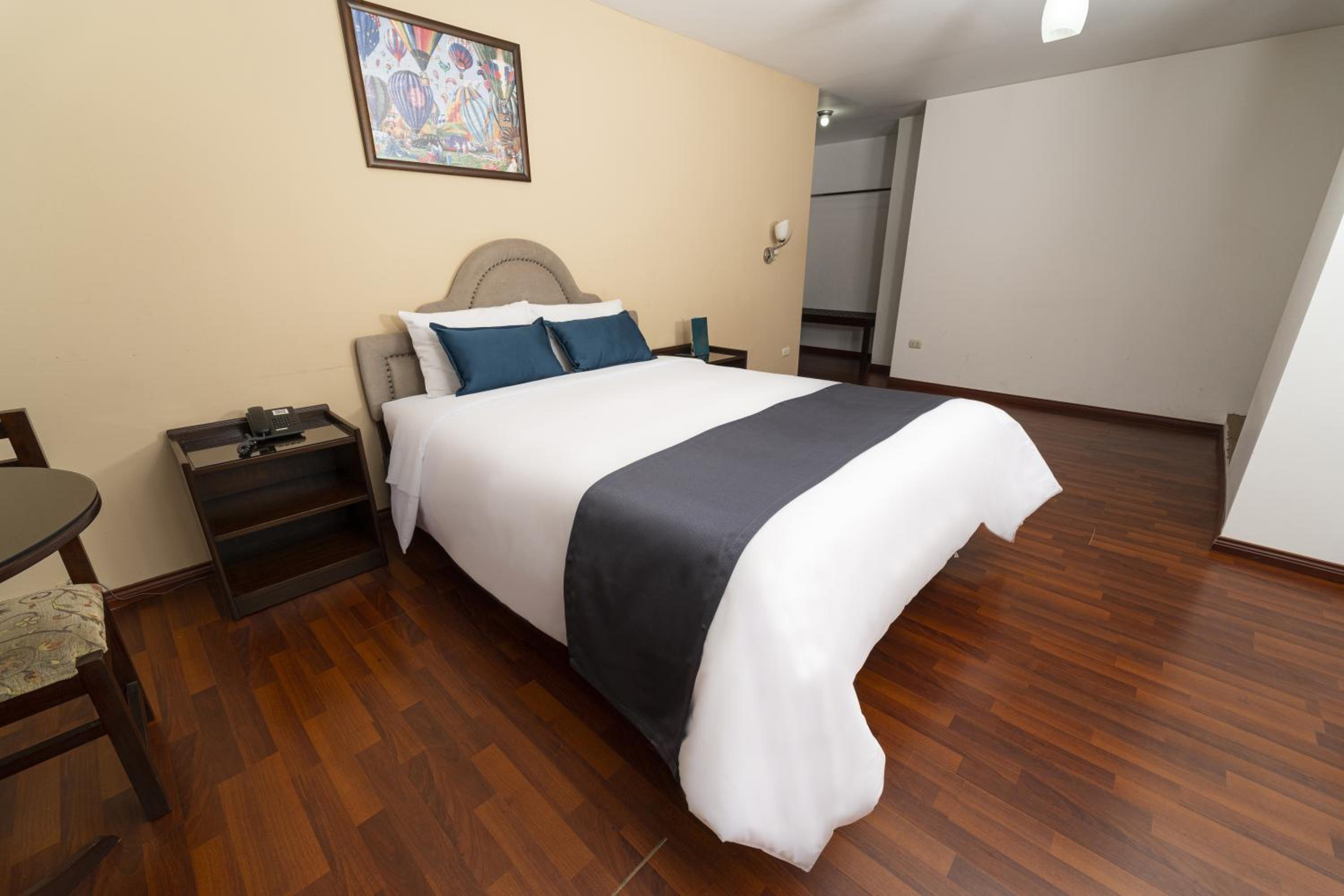 Superior Queen Room photo 2