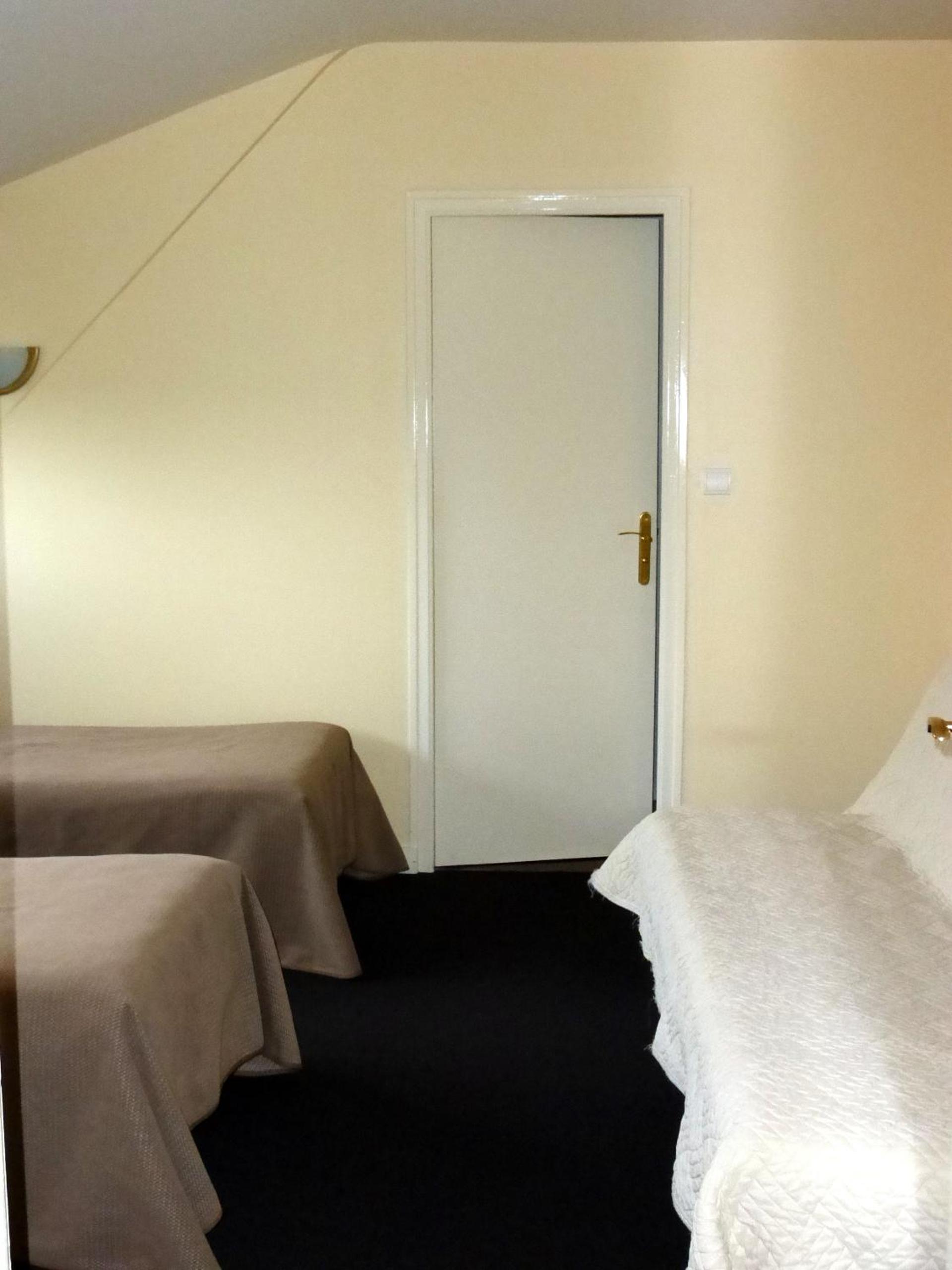 Quadruple Room - Photo 4