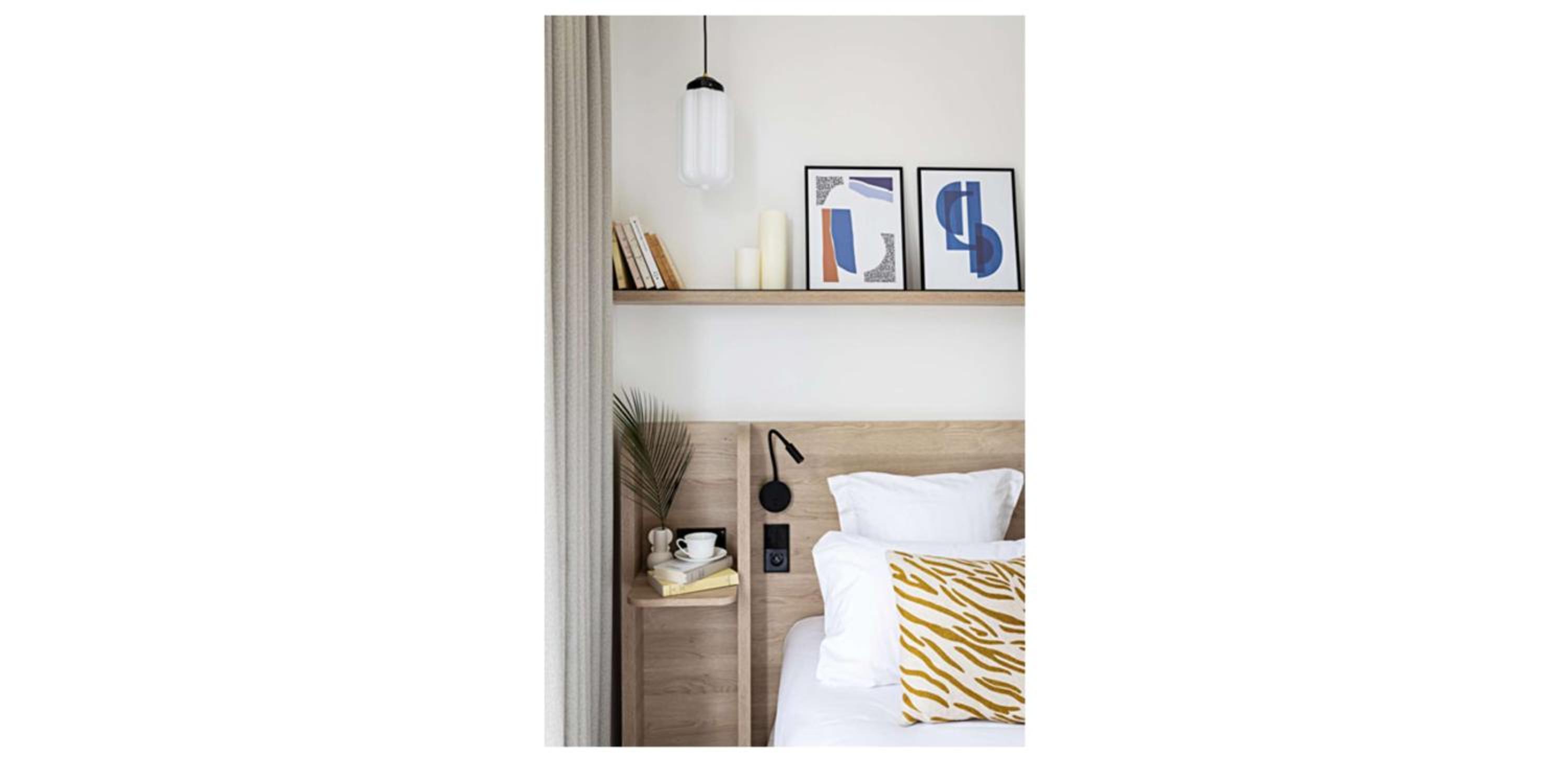 Superior Queen Room with Walk-In Shower - Mobility Accessible