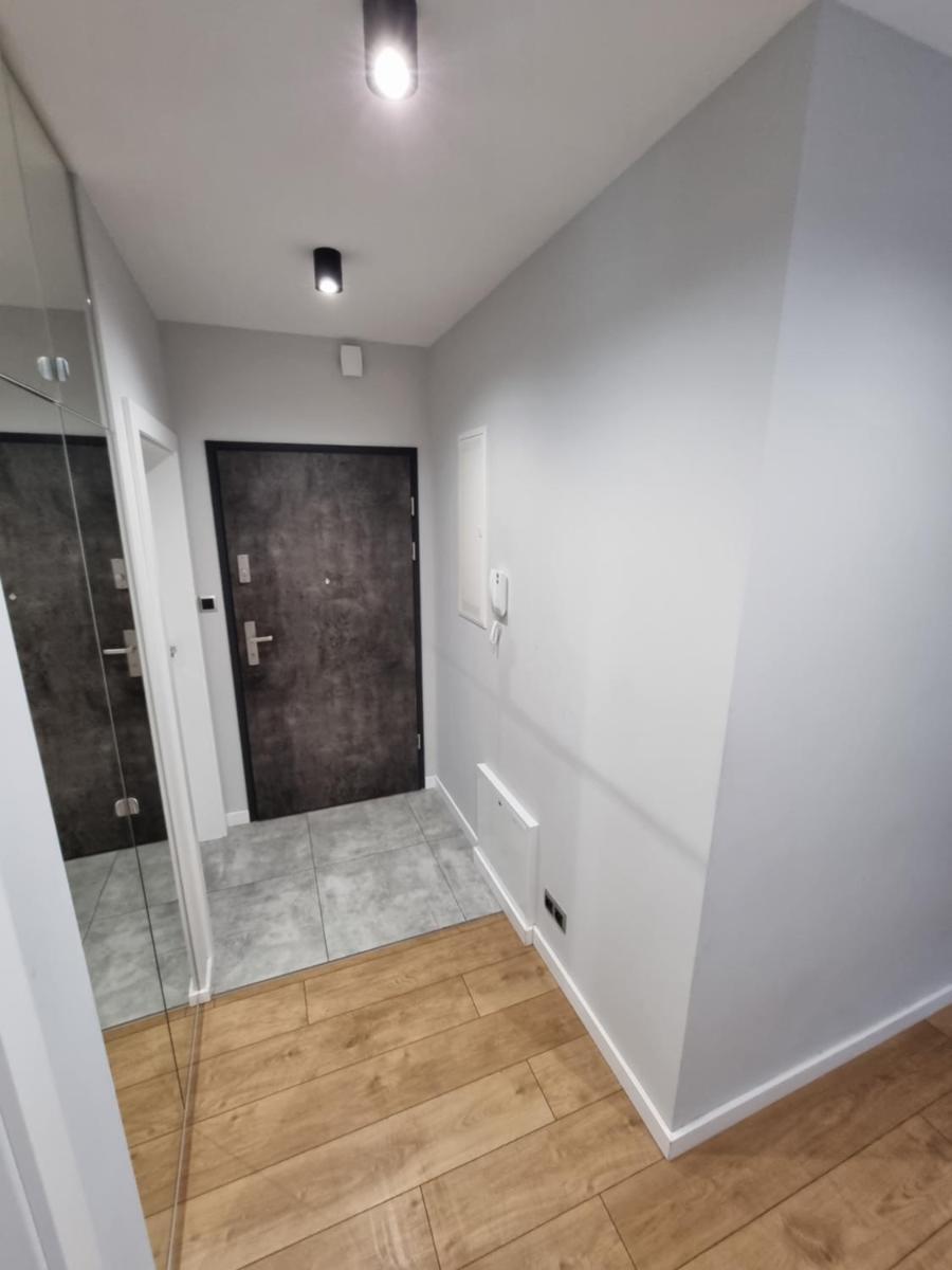 Two-Bedroom Apartment - Photo 7