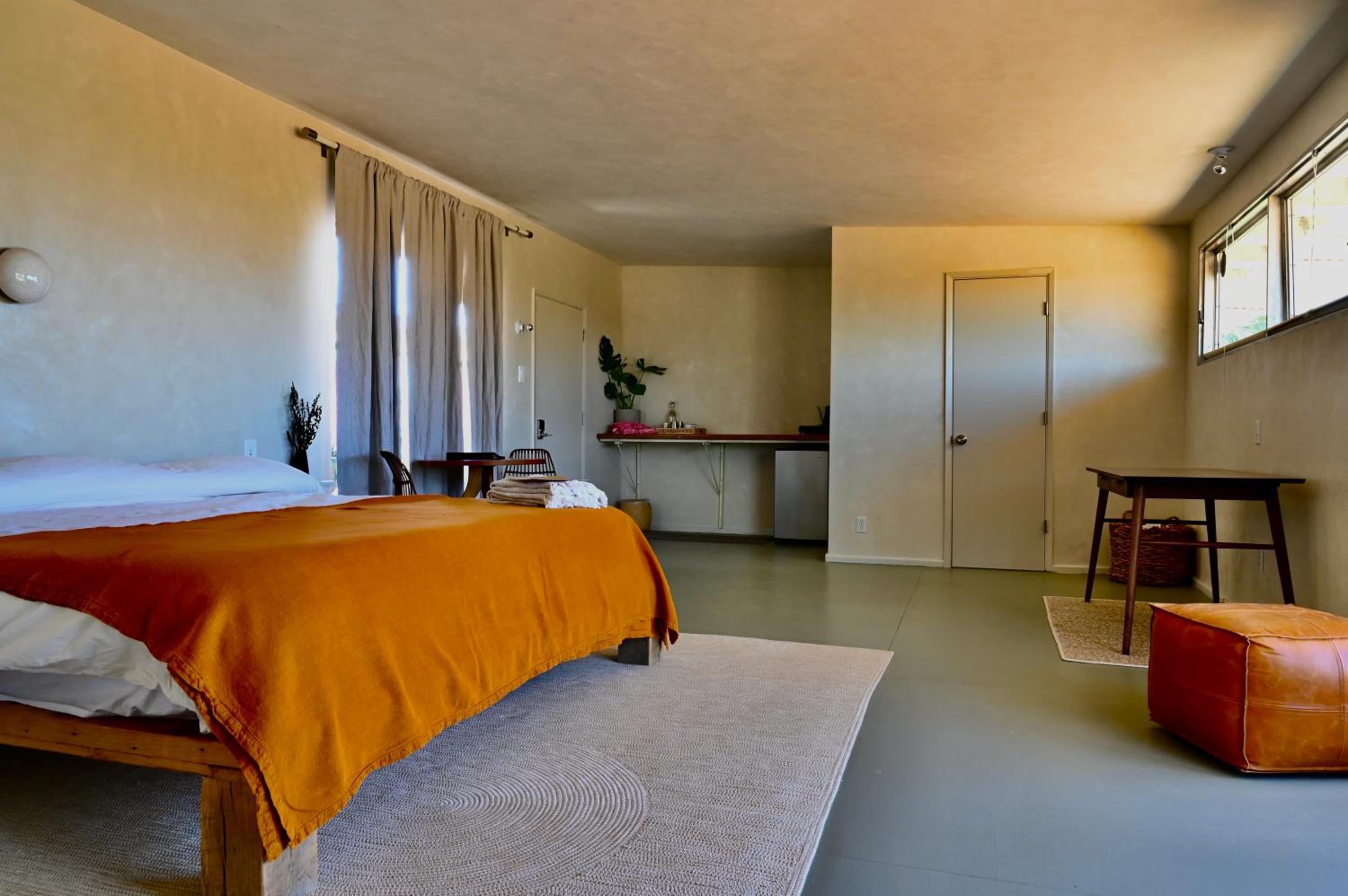 King Suite - Photo 19
