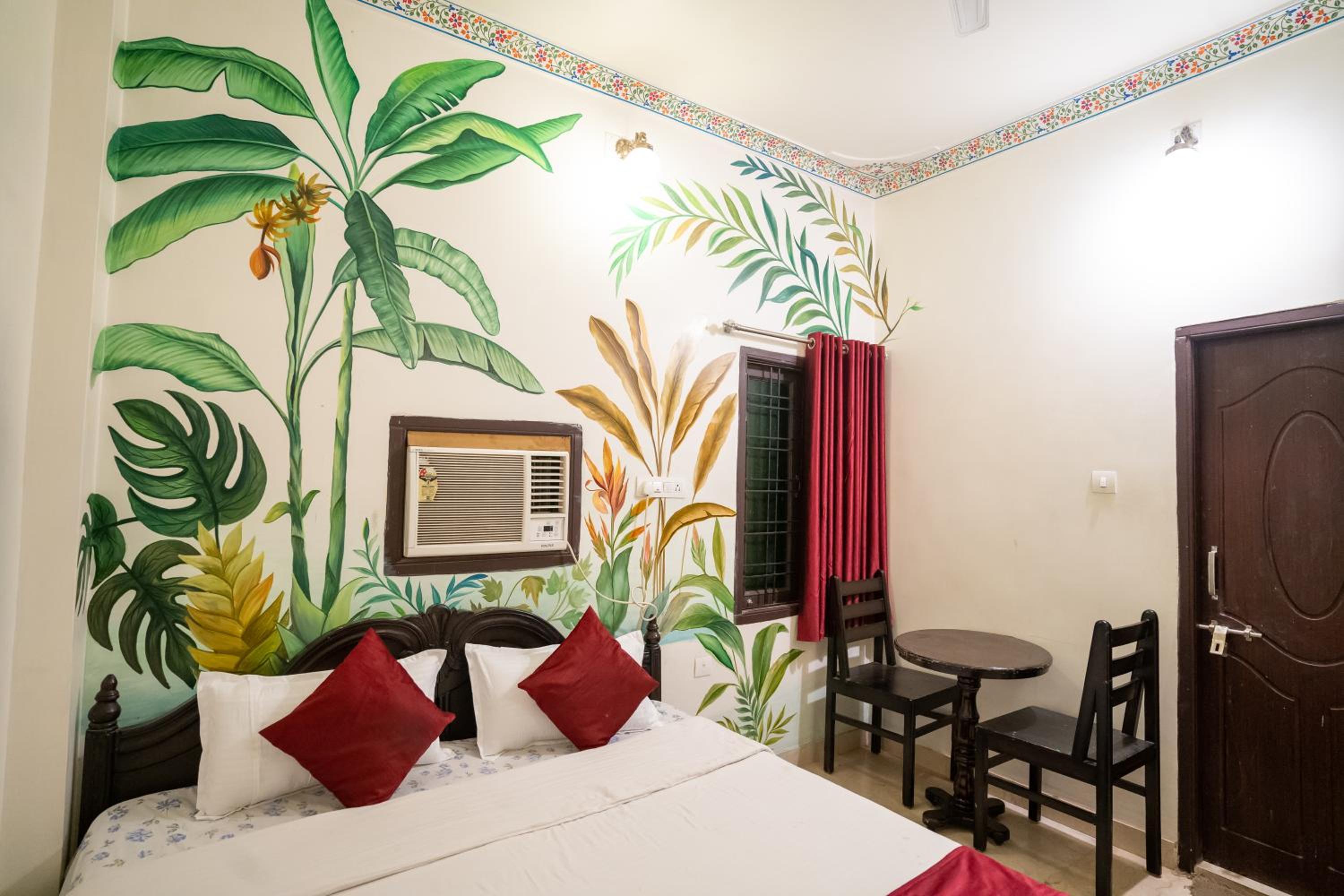 Deluxe Double Room - Photo 1