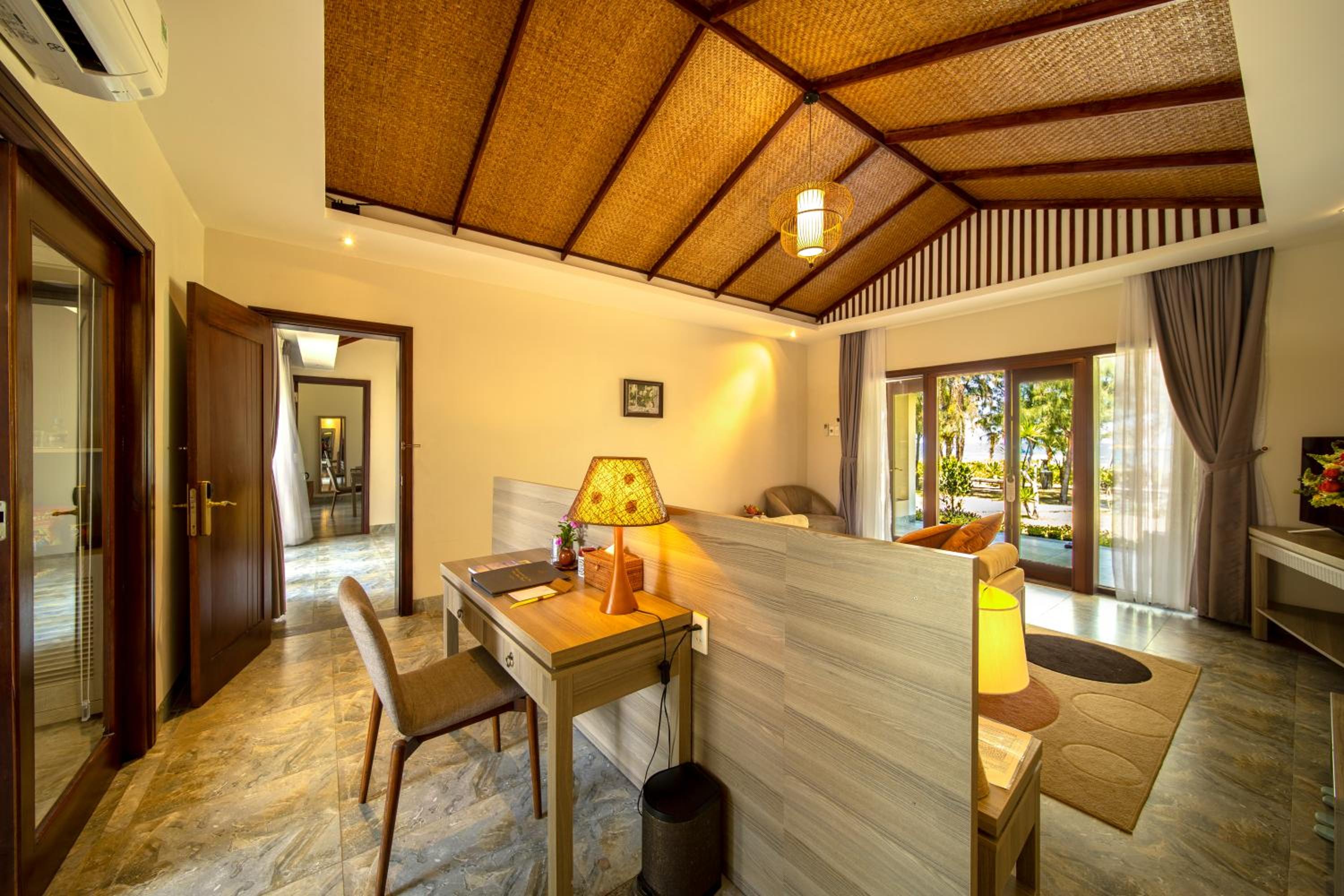 Two-Bedroom Villa Beach Front photo 2