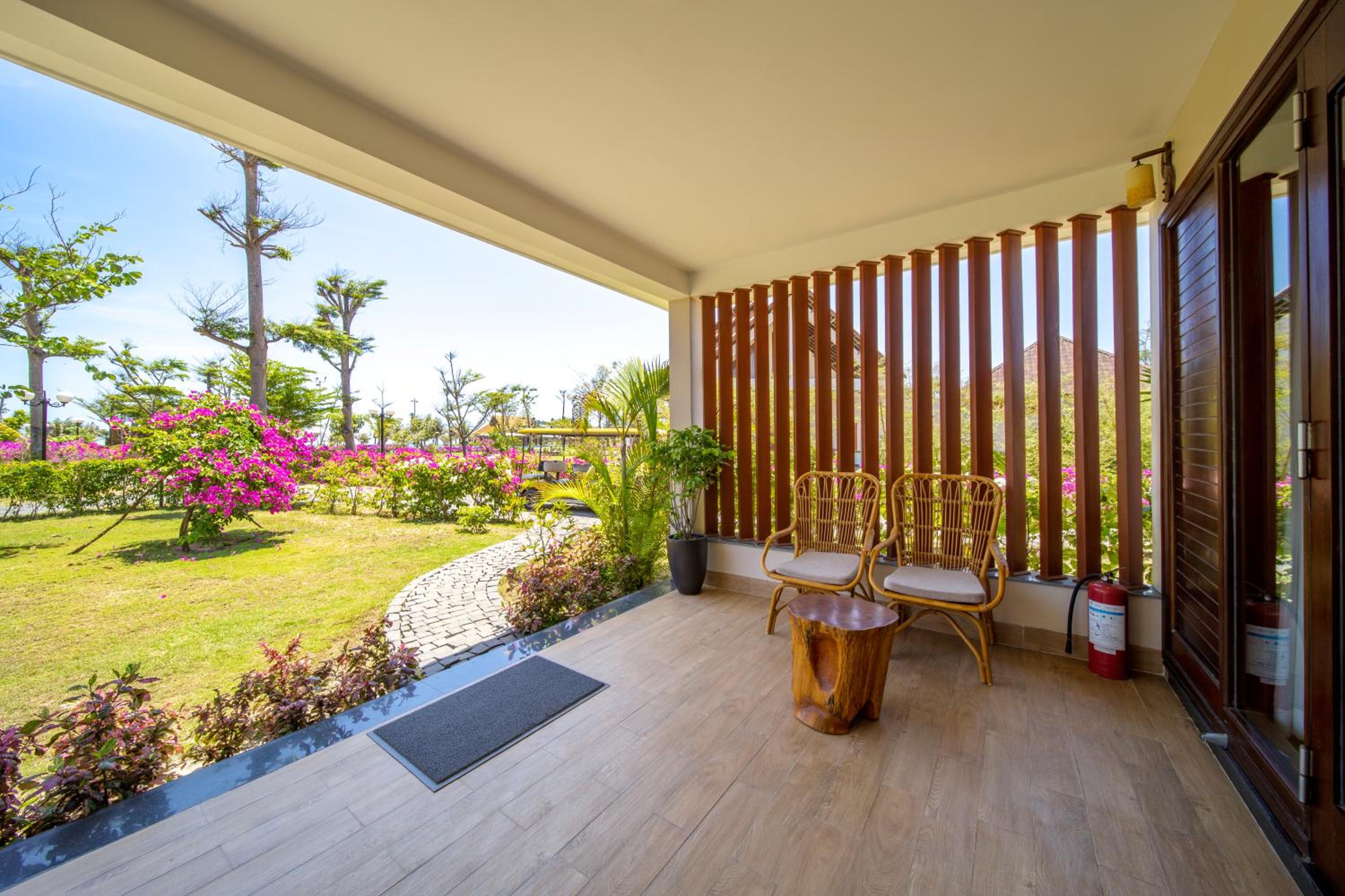 Deluxe Villa - Photo 7