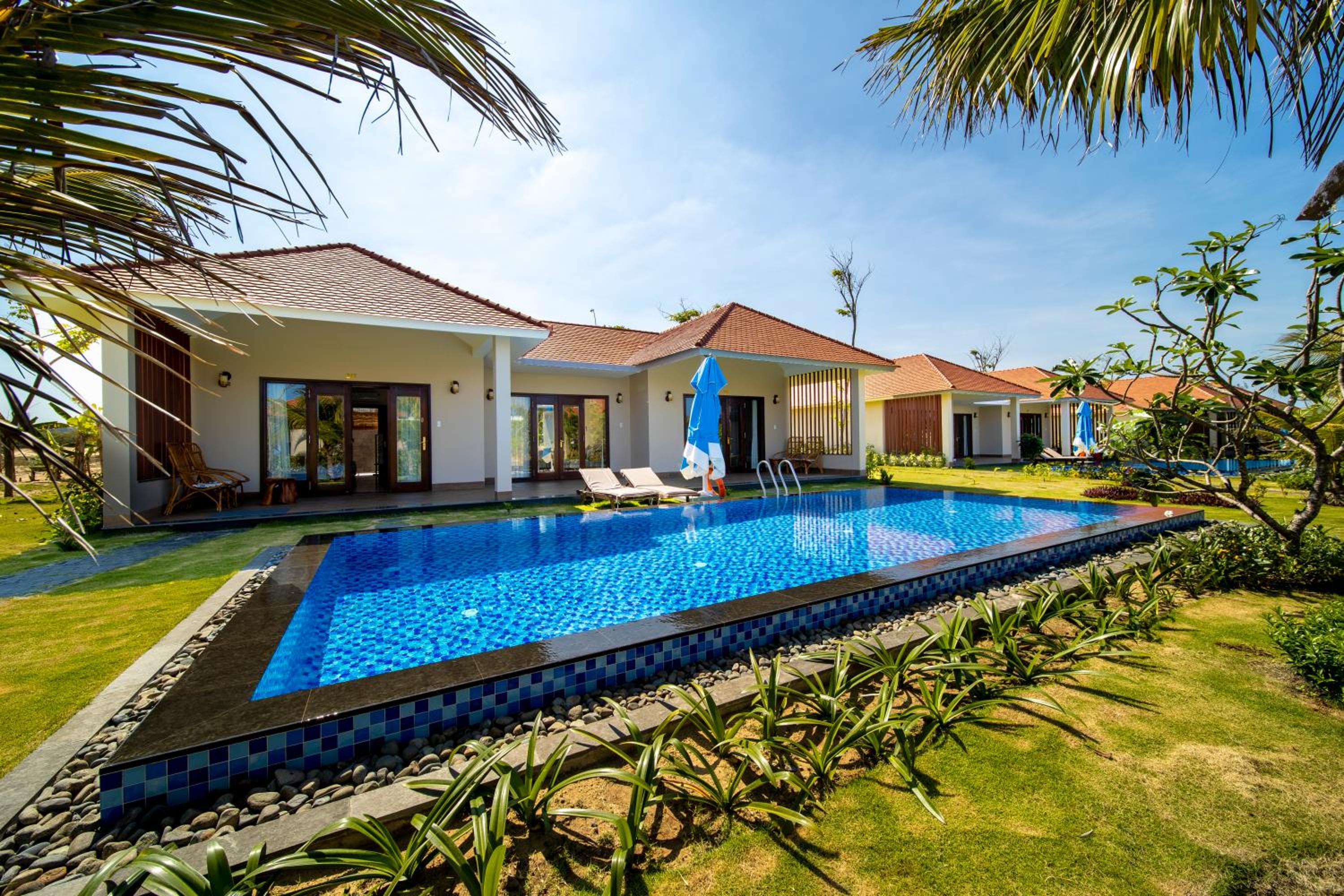 Two Bedroom Villa with Private Pool - Photo 6