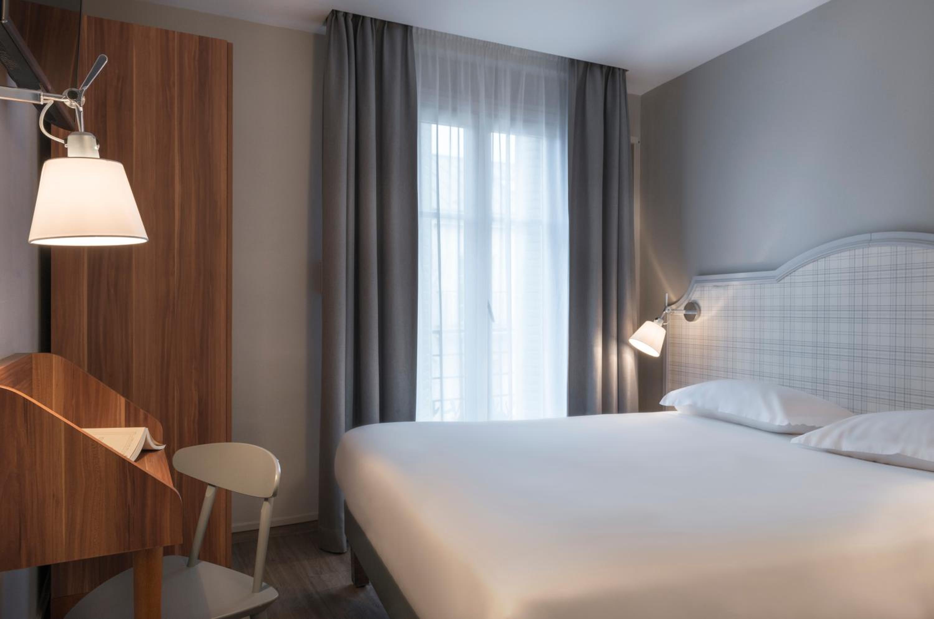 Classic Double or Twin Room - Photo 4