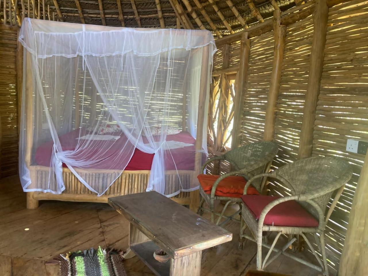 Deluxe Double Room with Side Sea View
