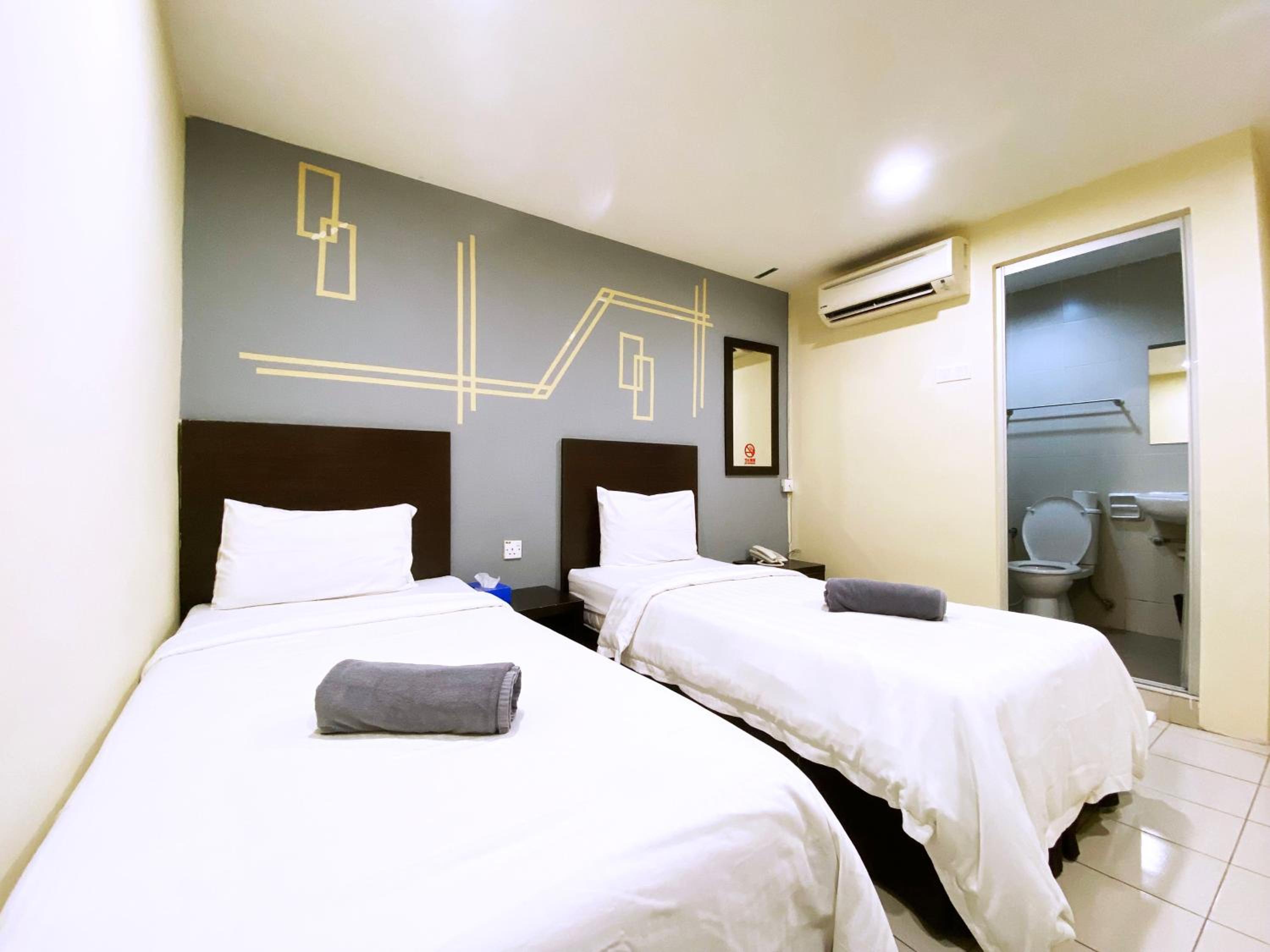 Standard Twin Room photo 1