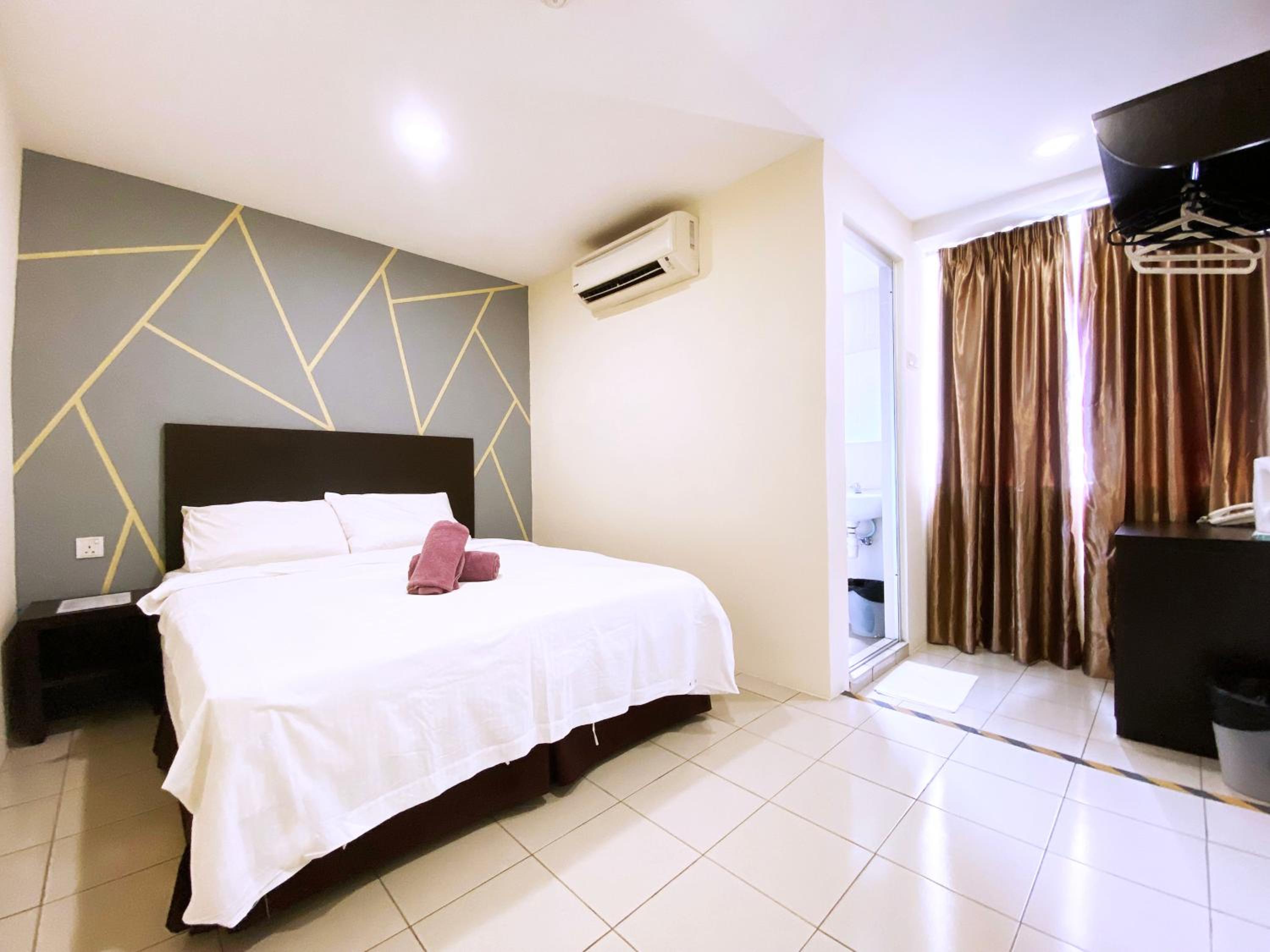 Deluxe Queen Room photo 1