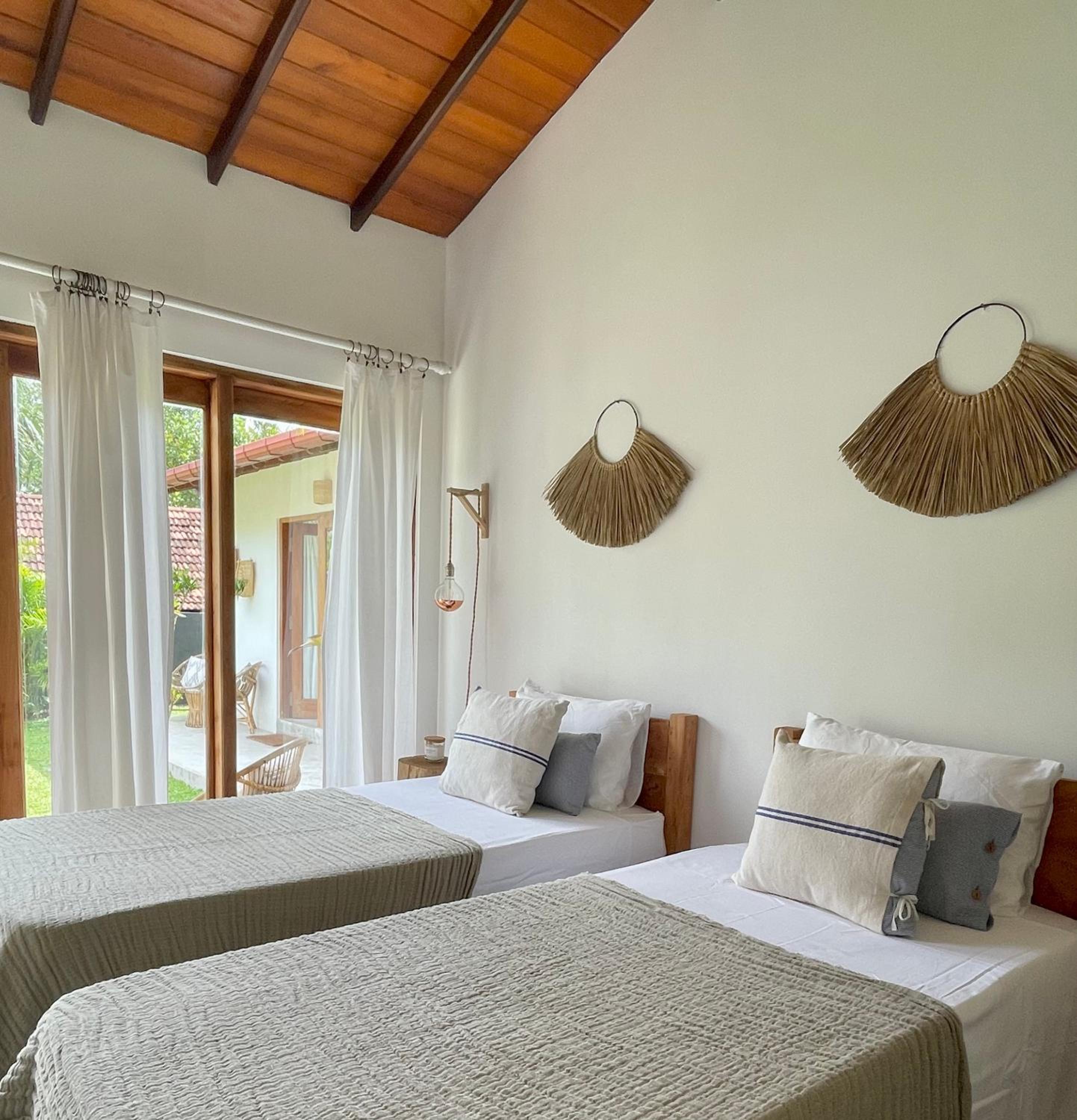 Villa photo 2