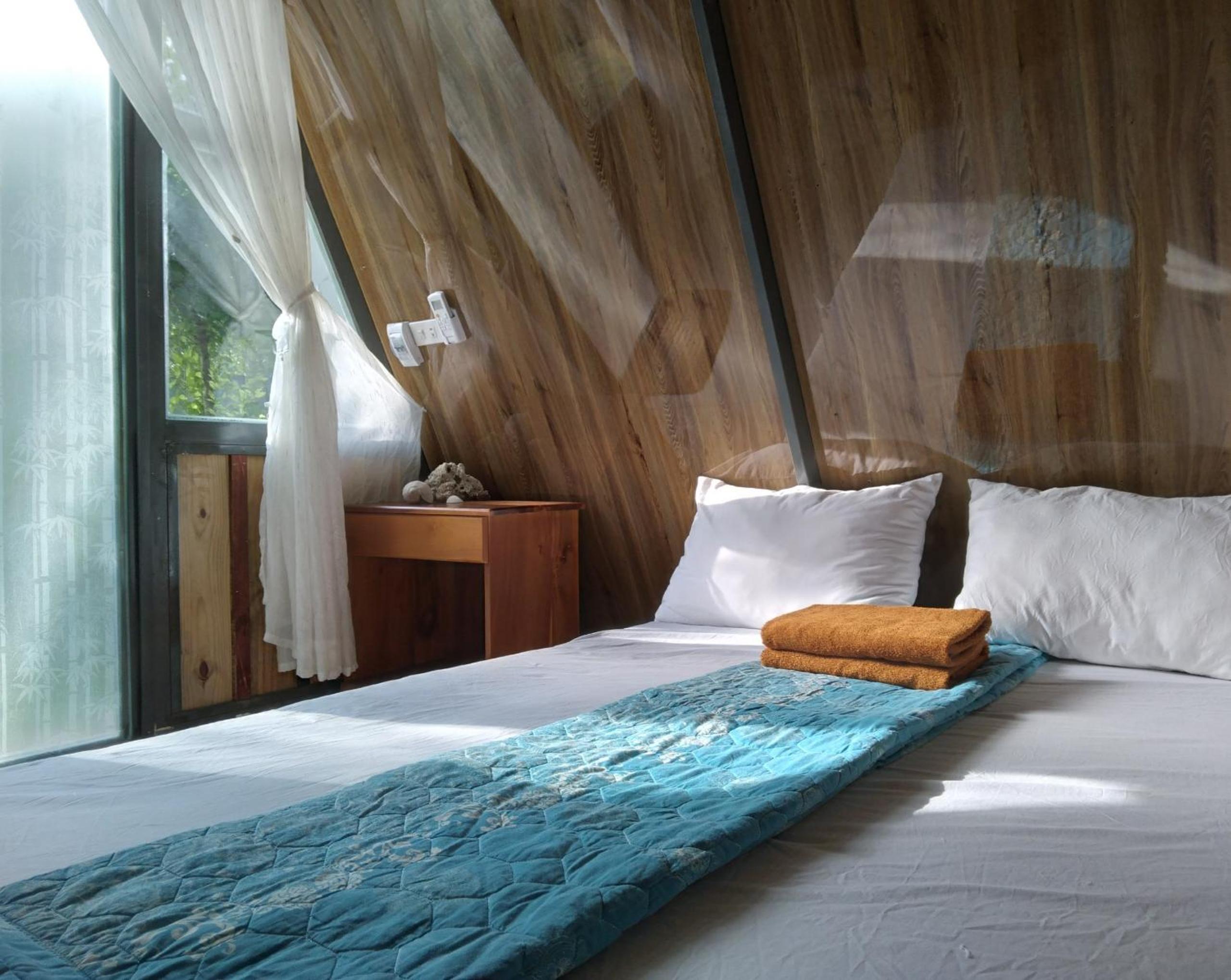 Queen Room With Garden View