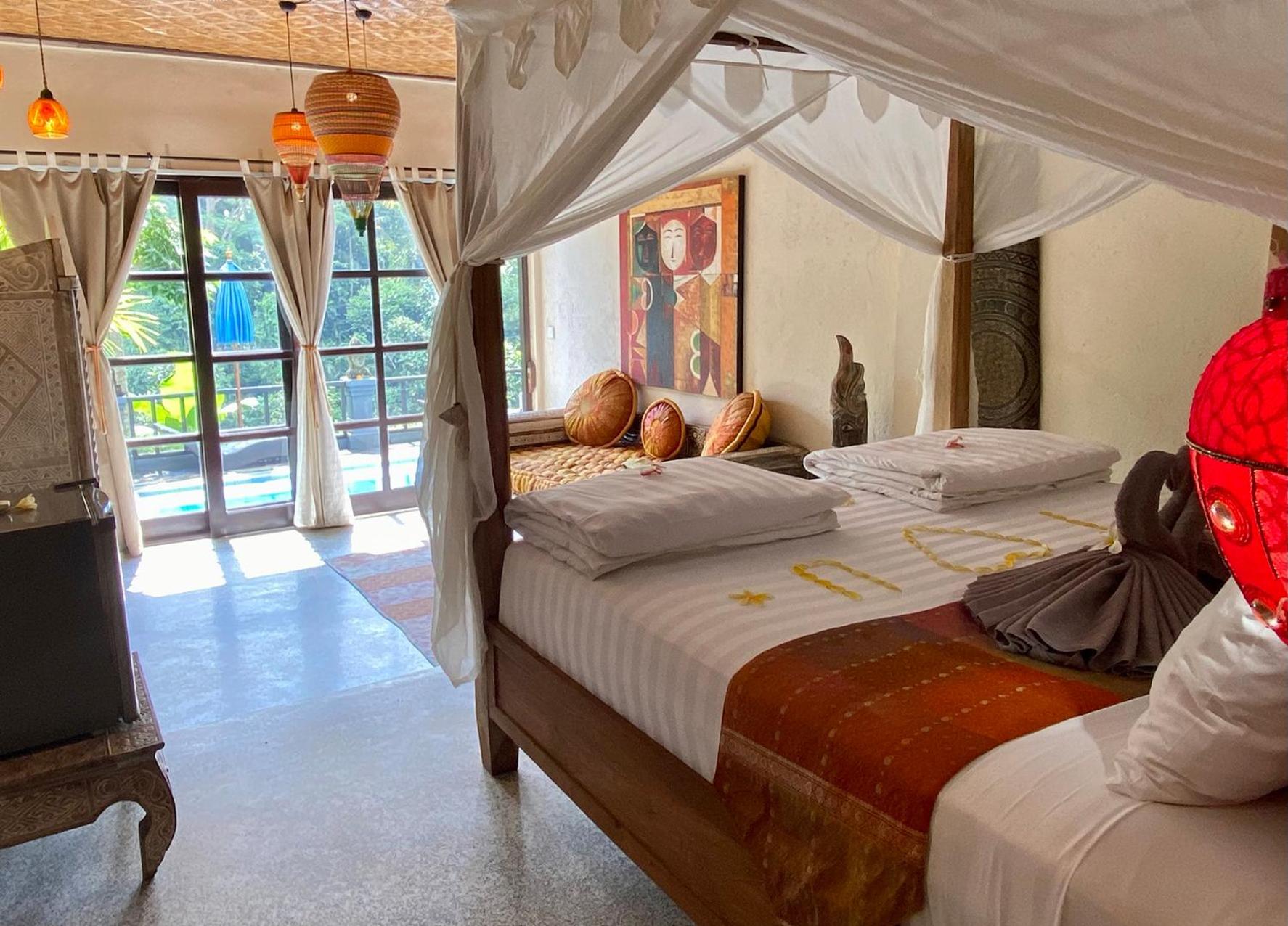 Deluxe Room with Pool View