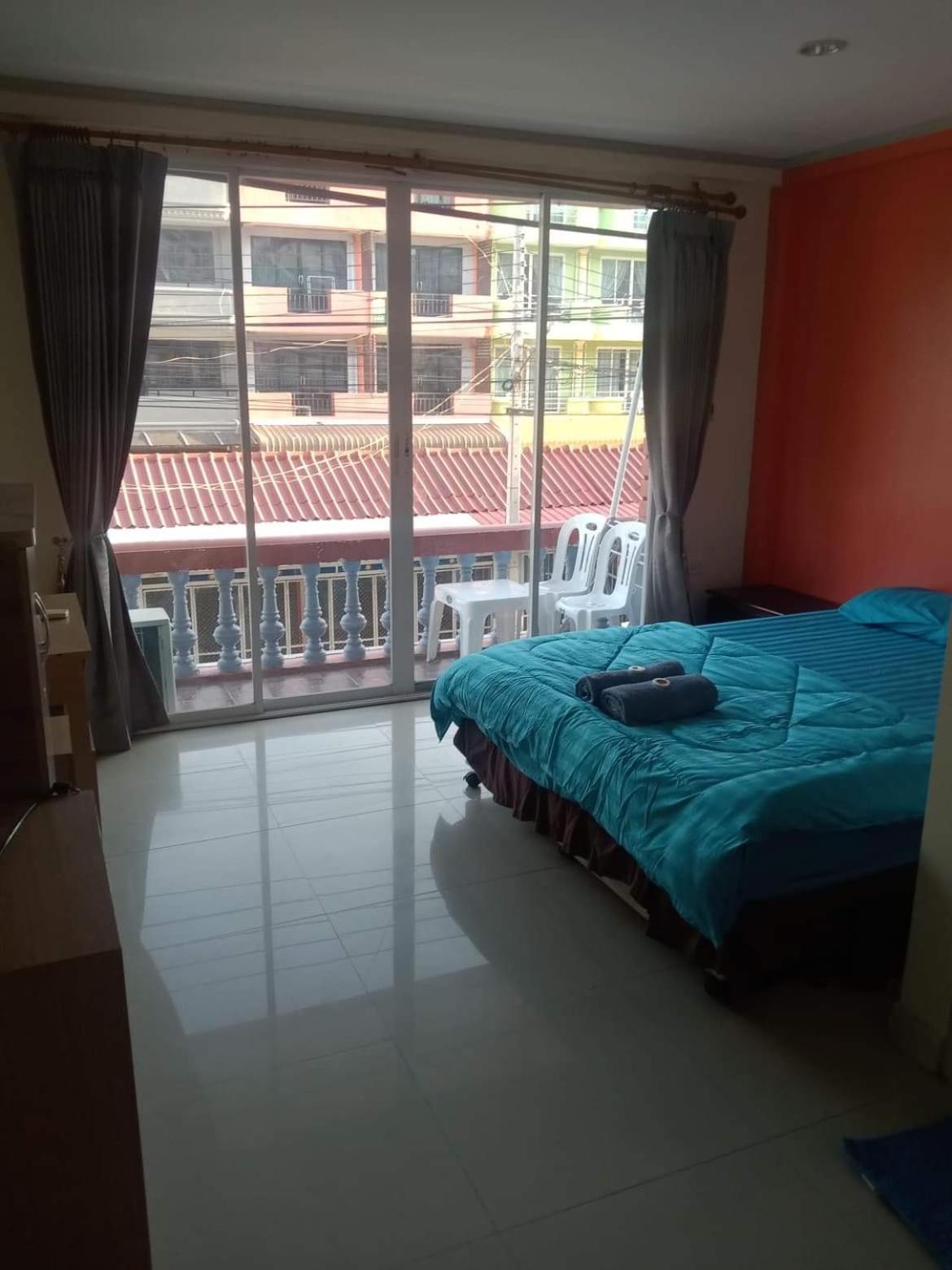 Double Room with Private Bathroom - Photo 1
