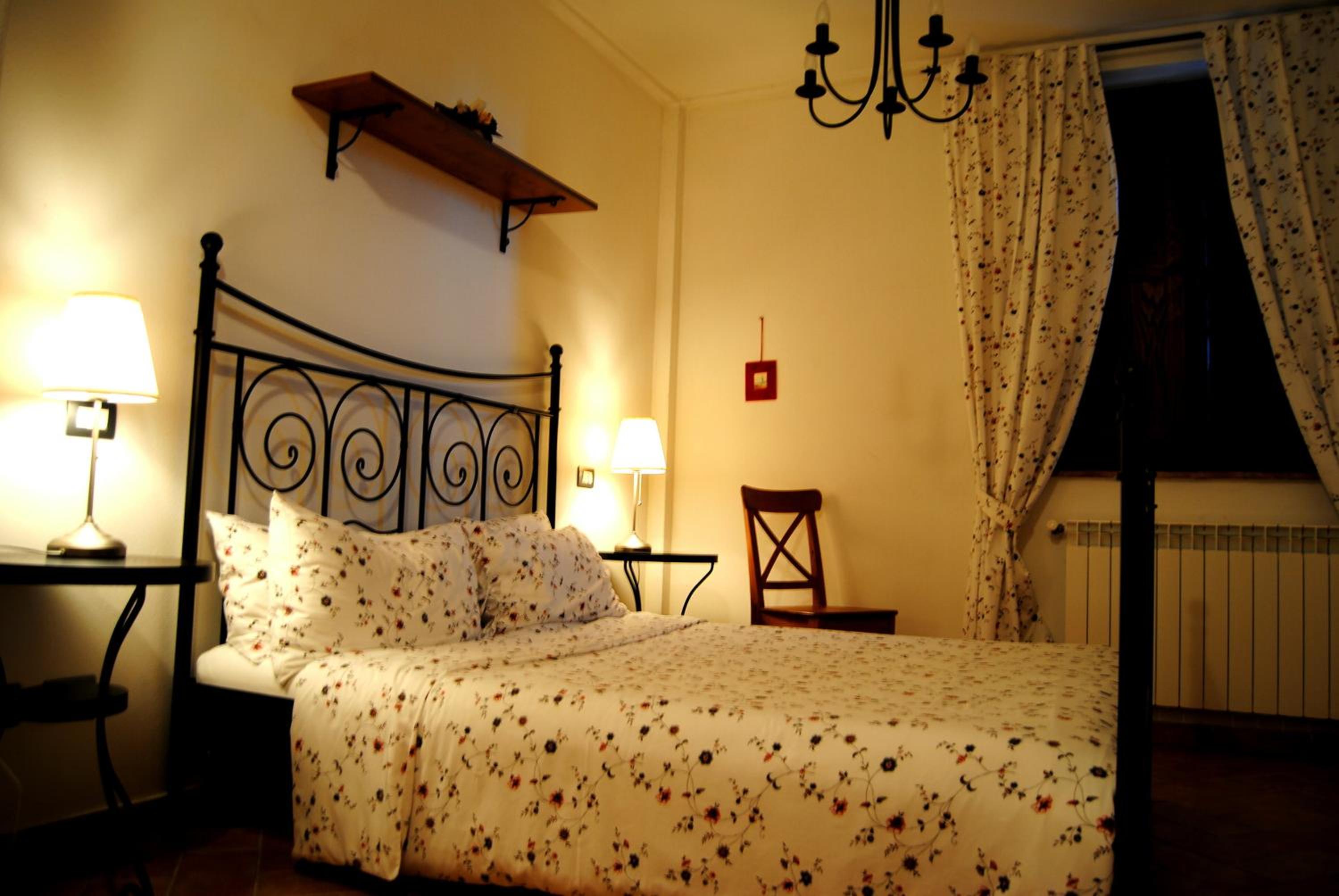 Deluxe Double or Twin Room photo 2