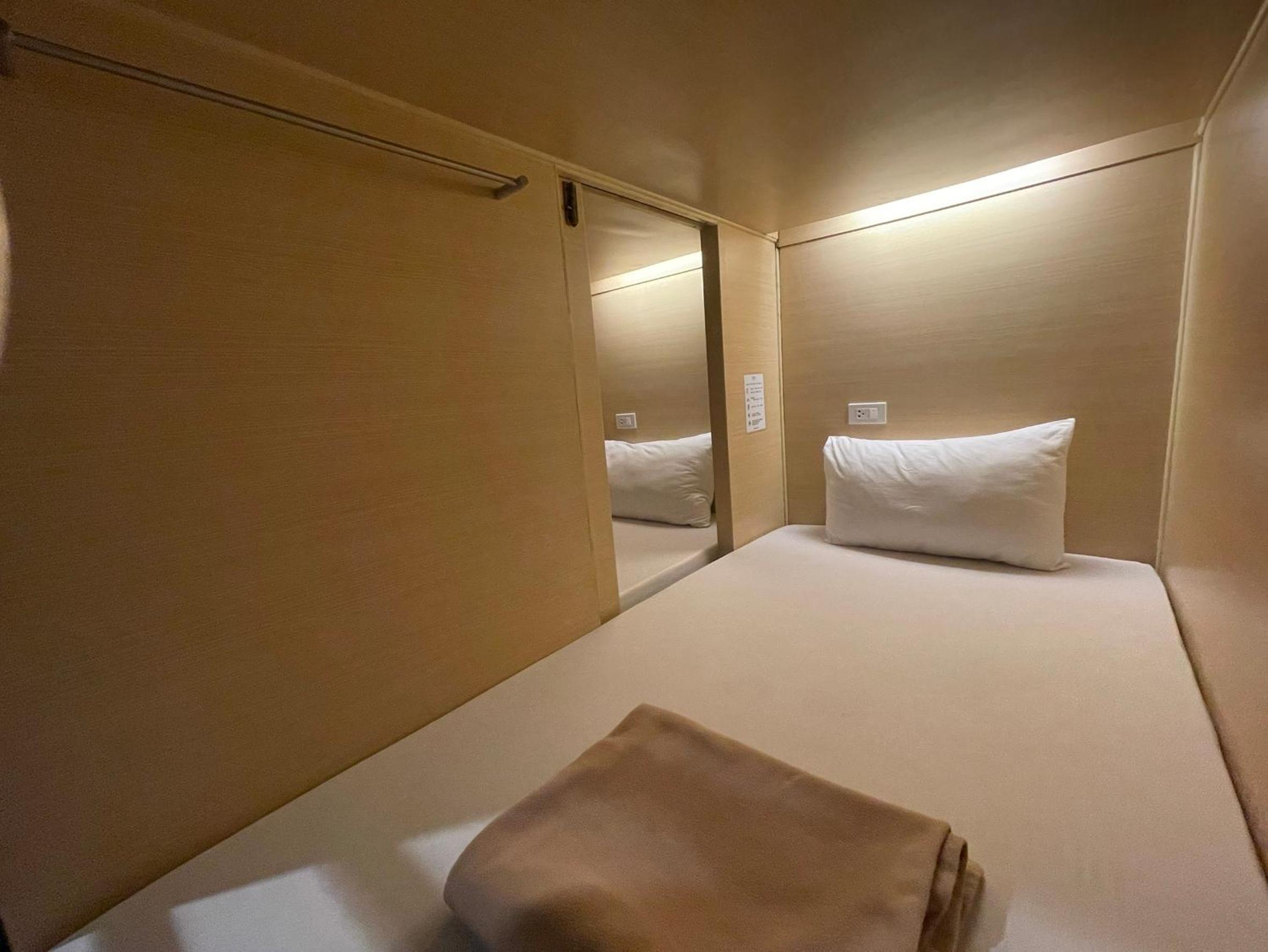 Bed in 6-Bed Mixed Dormitory Room photo 2