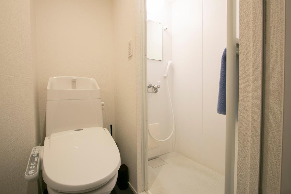 Basic Triple Room photo 3