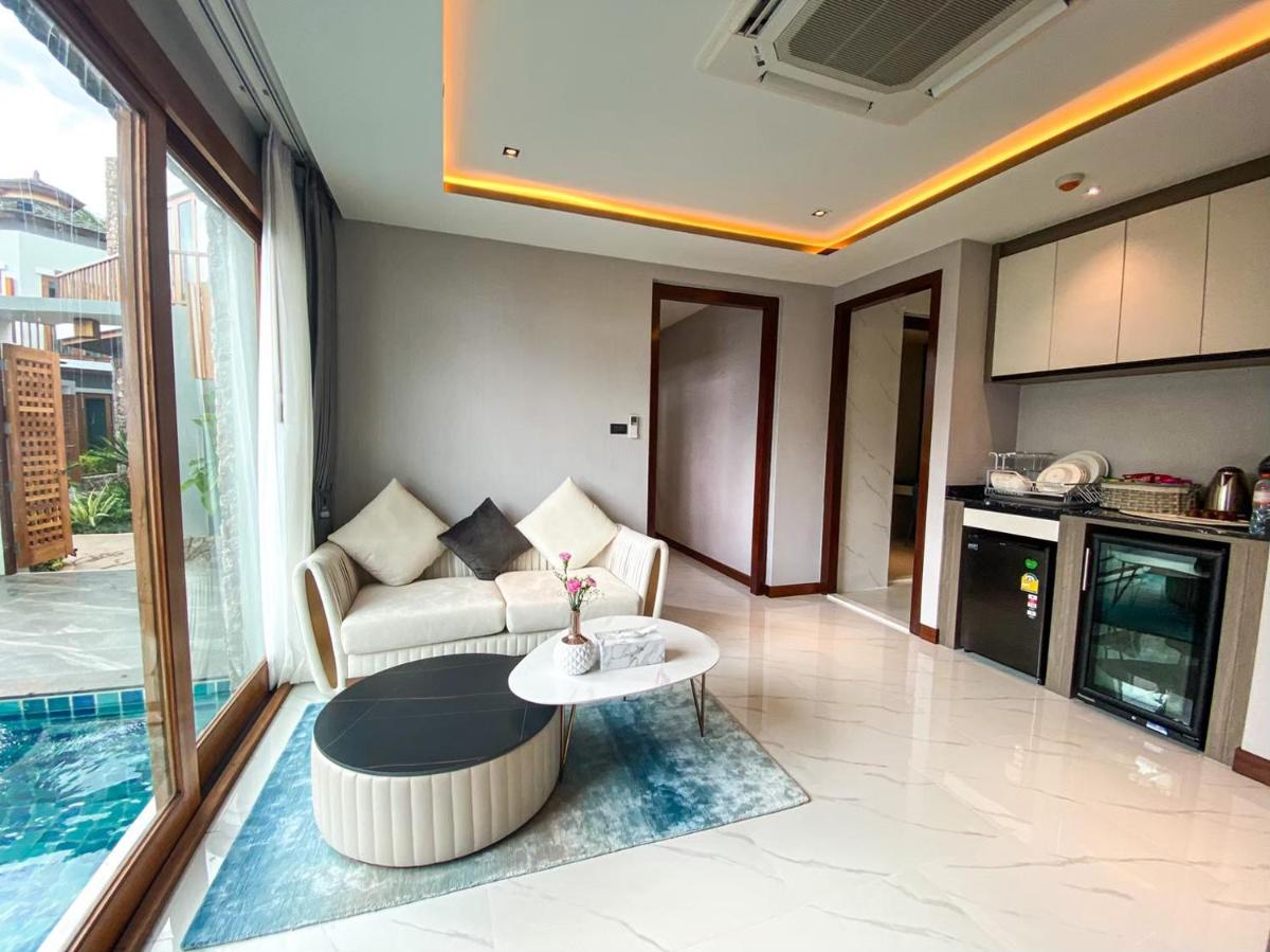 One-Bedroom Villa - Photo 2