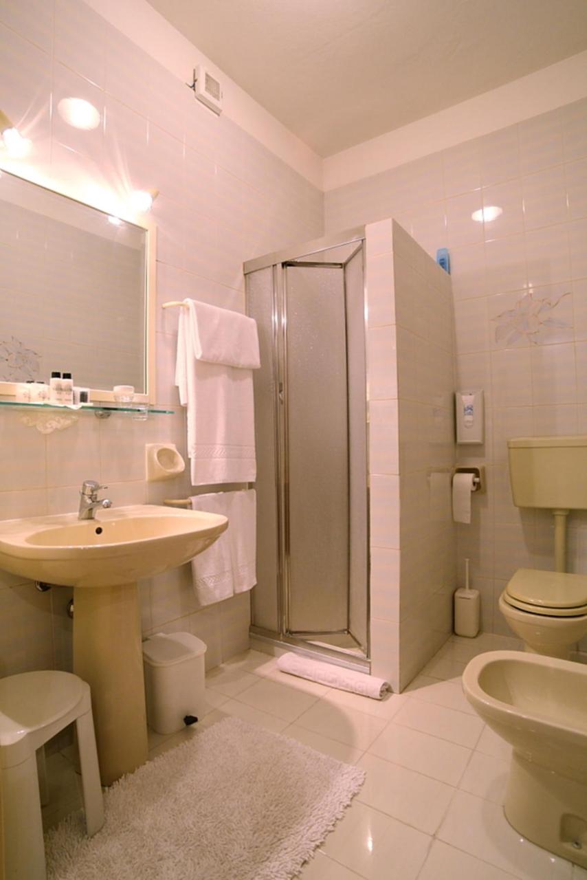 Classic Double or Twin Room - Photo 2