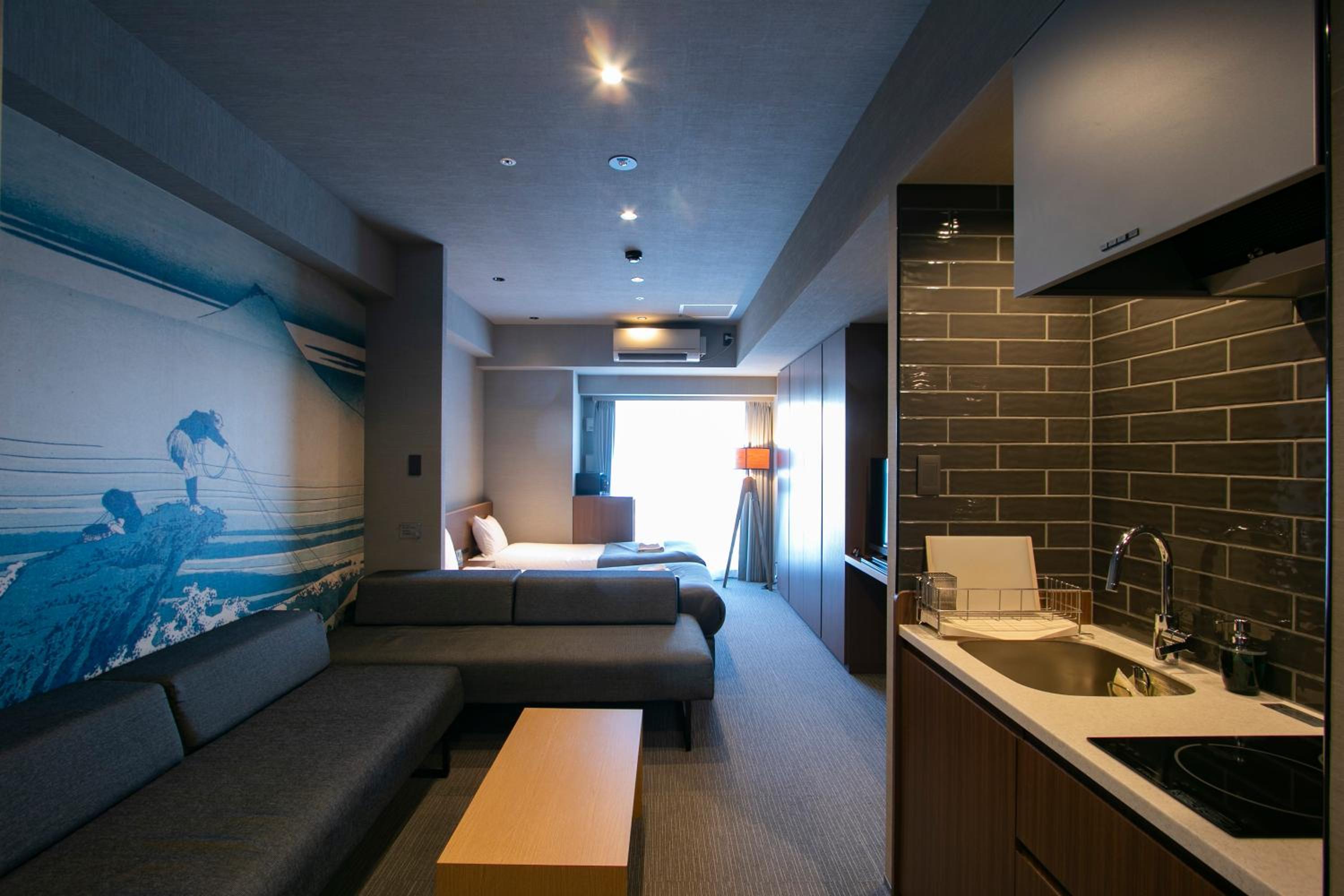 Moderate Twin Room thumbnail 6