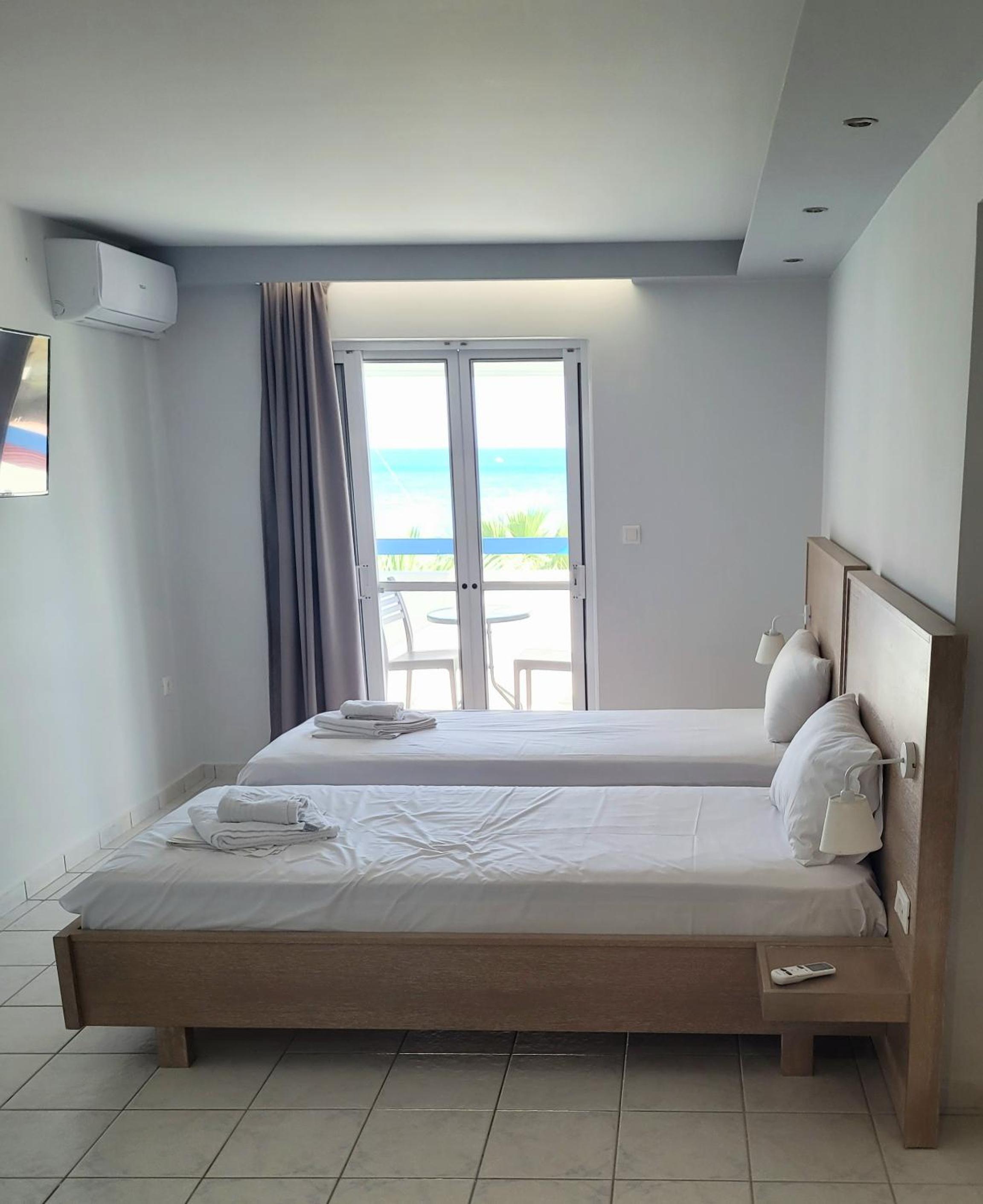 Classic Triple Room - Photo 1