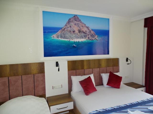 Standard Triple Room photo 2